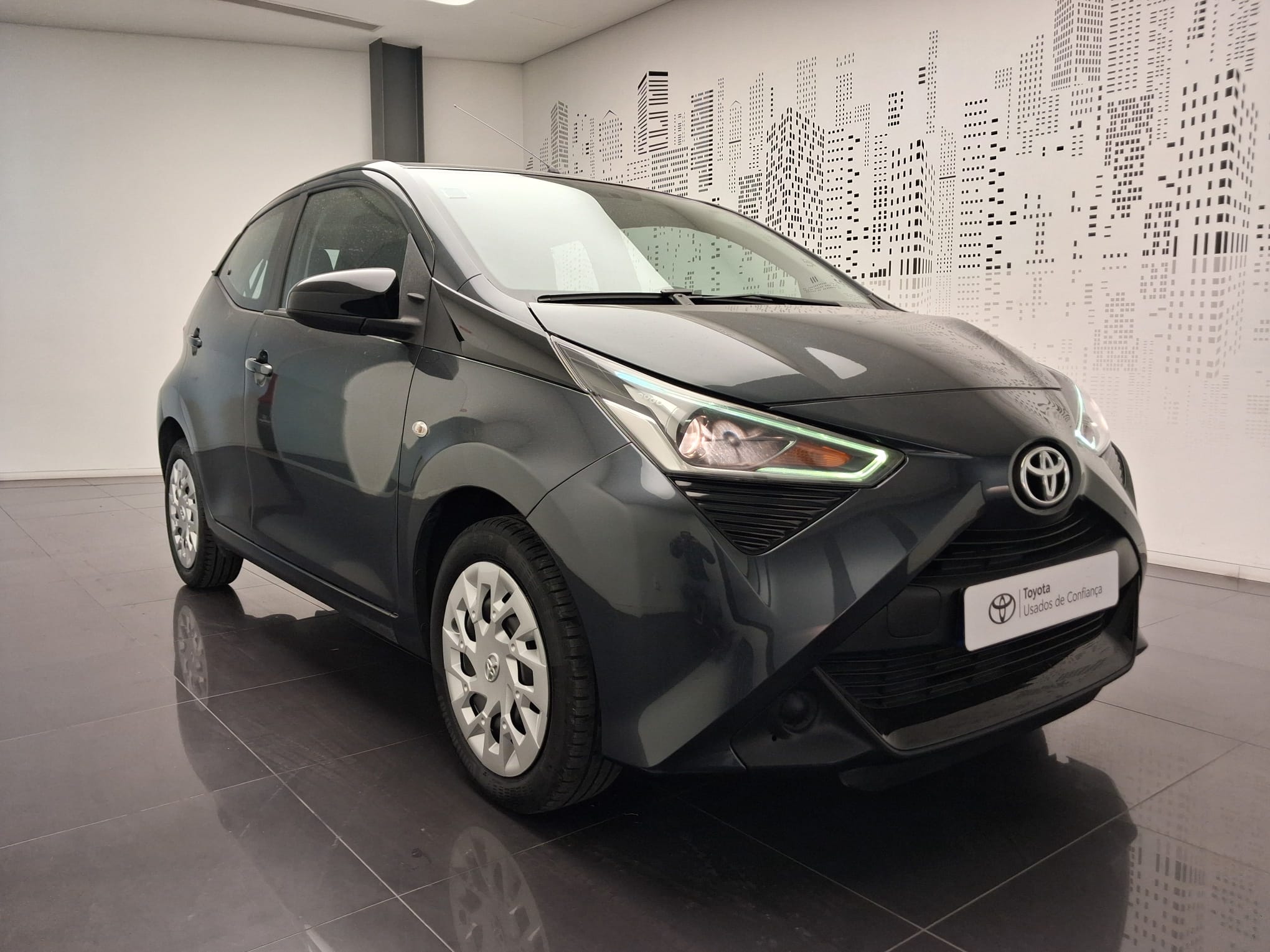 TOYOTA AYGO AYGO 5P 1.0 x-play + x-touch