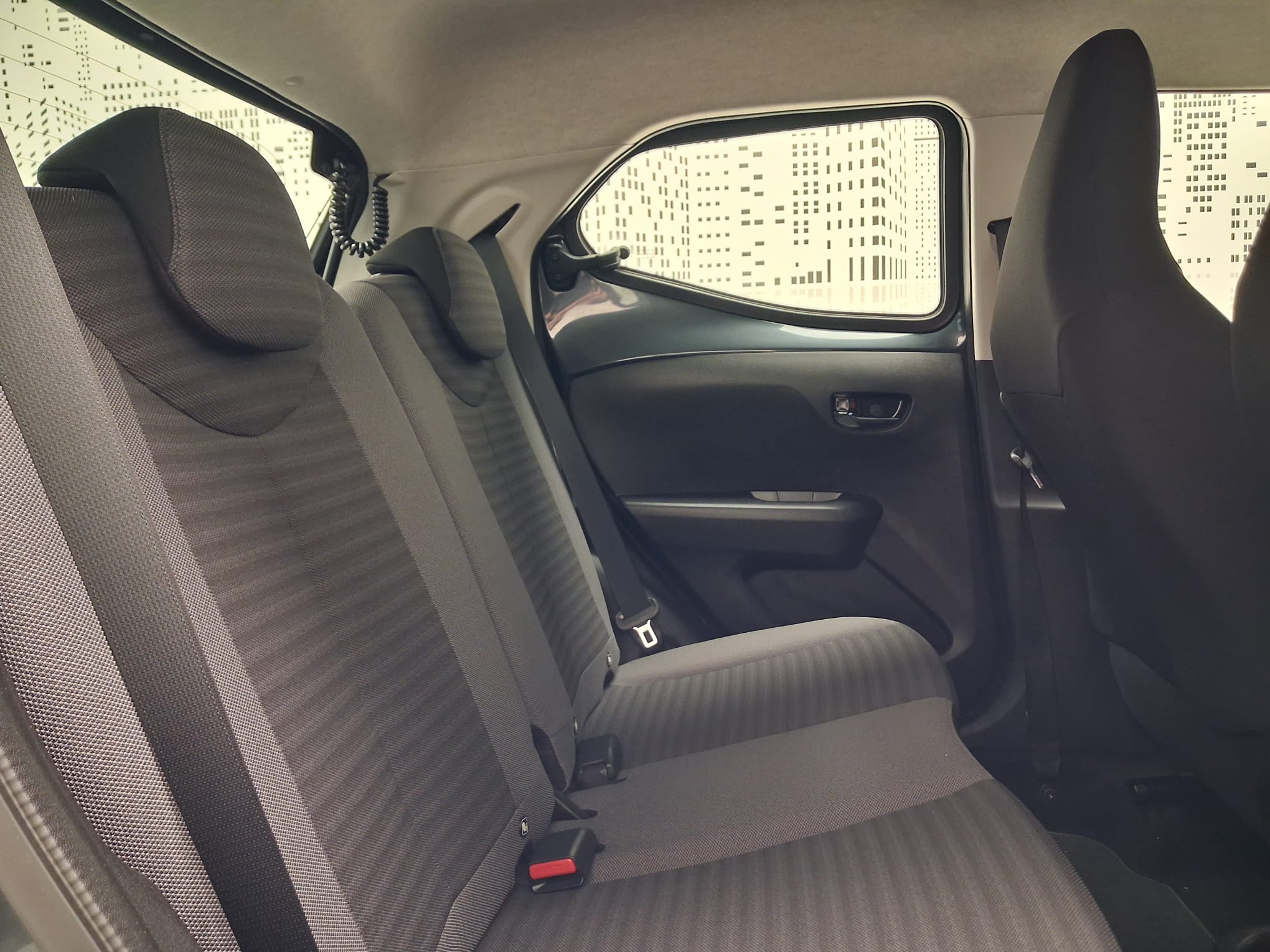 TOYOTA AYGO AYGO 5P 1.0 x-play + x-touch
