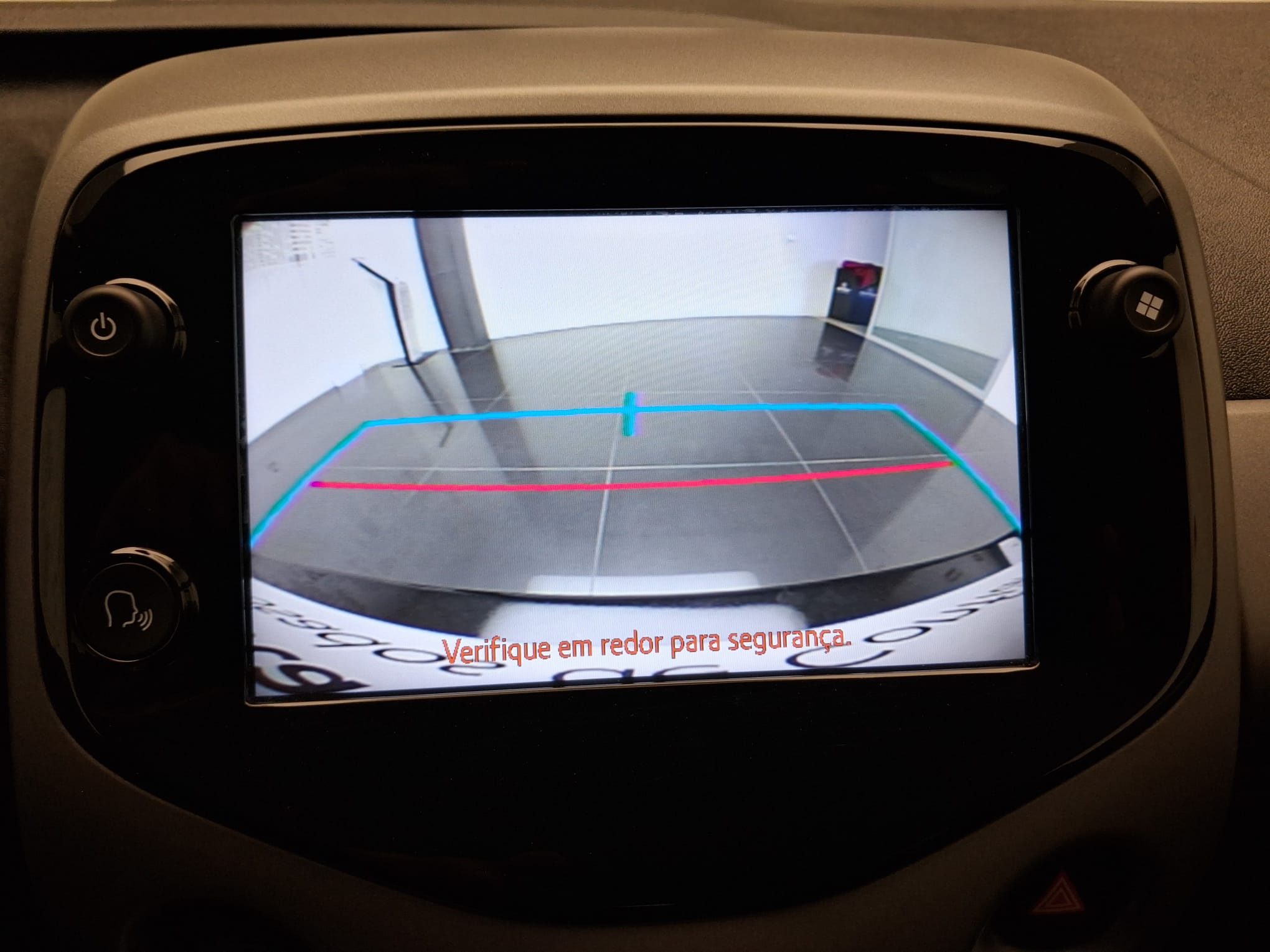 TOYOTA AYGO AYGO 5P 1.0 x-play + x-touch