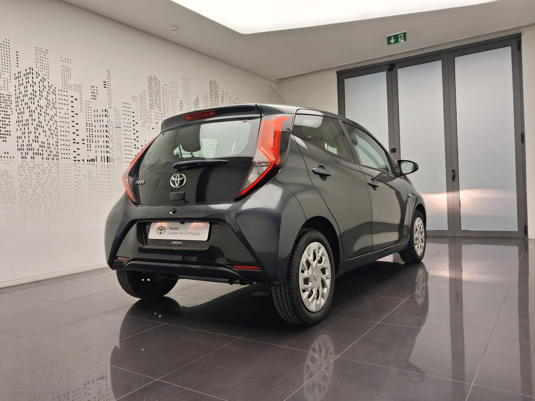 TOYOTA AYGO AYGO 5P 1.0 x-play + x-touch