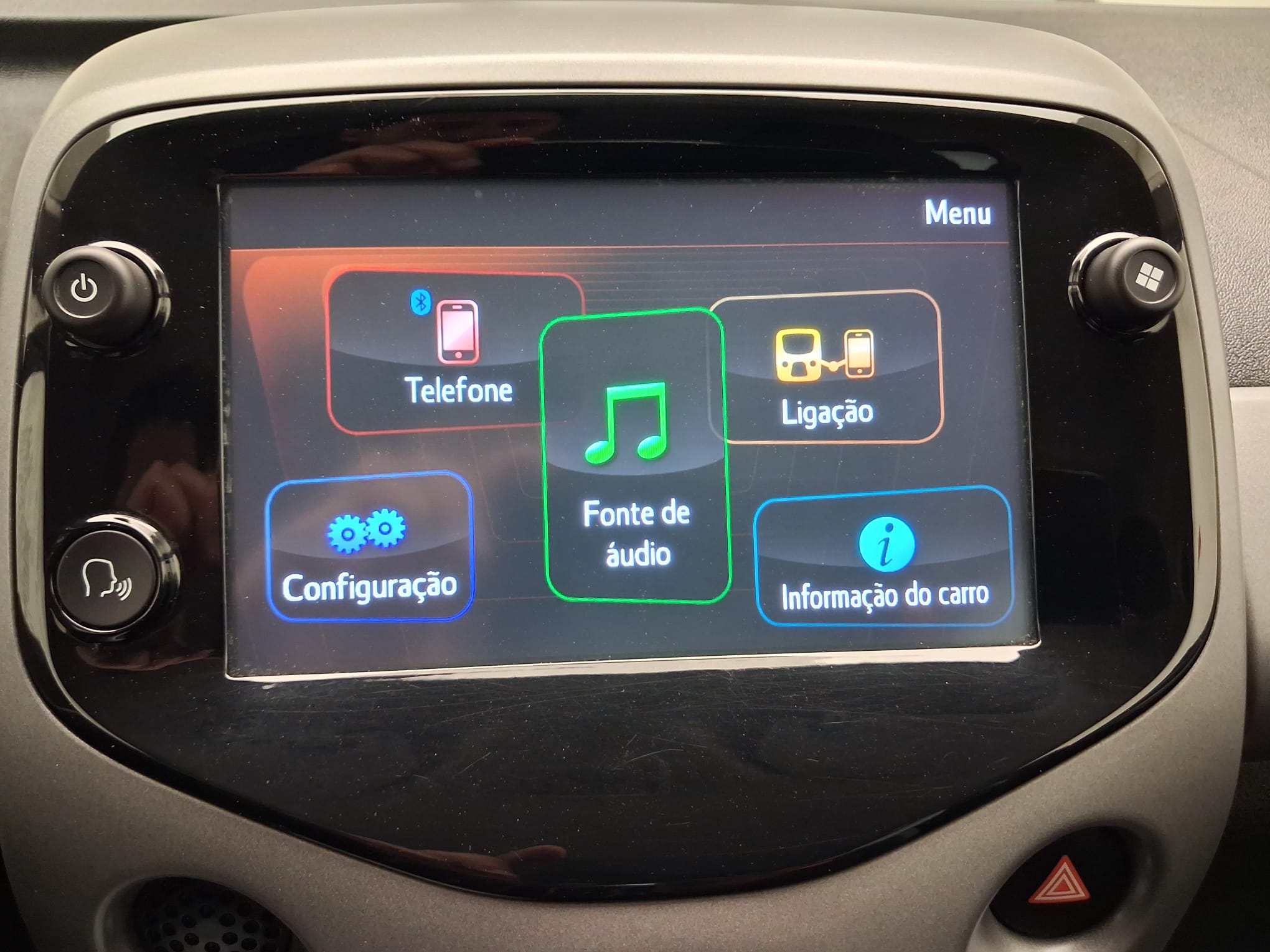TOYOTA AYGO AYGO 5P 1.0 x-play + x-touch