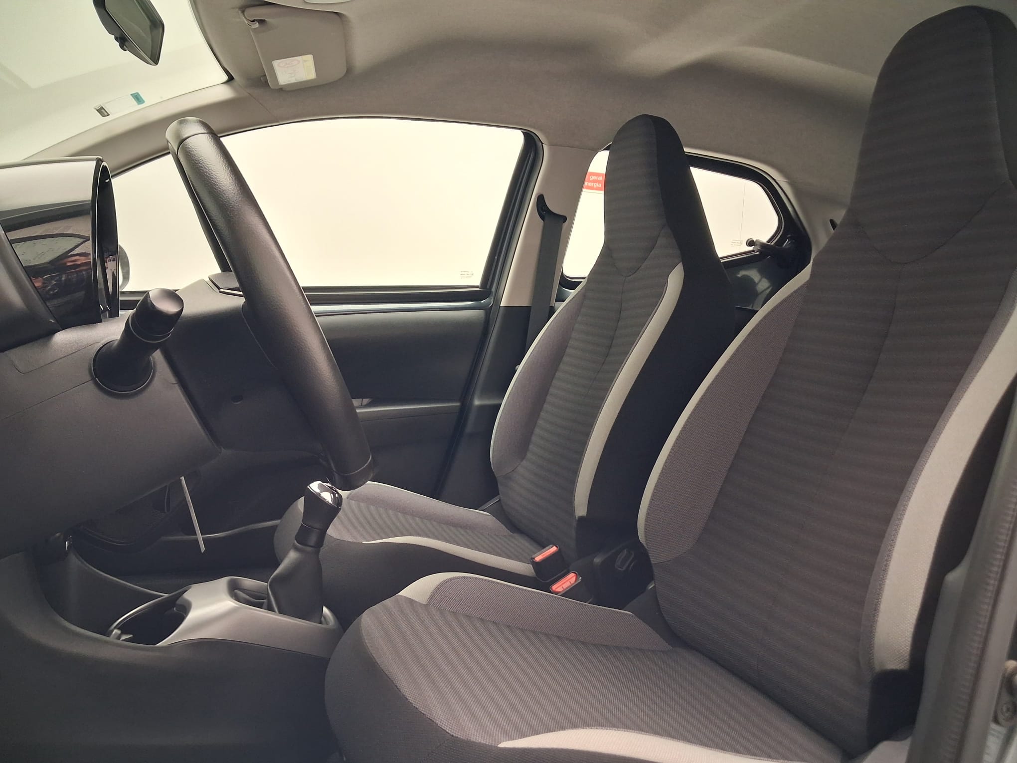 TOYOTA AYGO AYGO 5P 1.0 x-play + x-touch