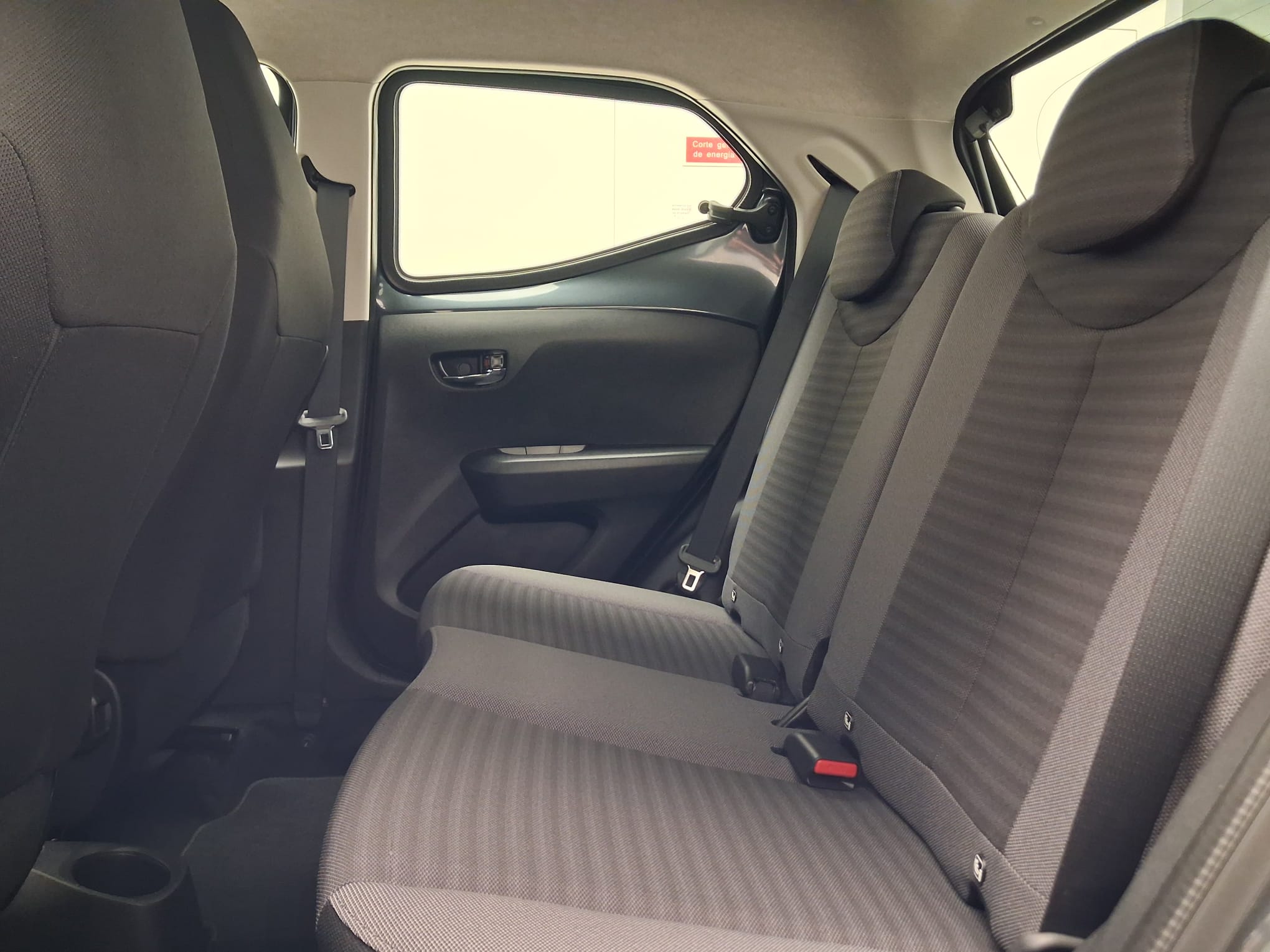 TOYOTA AYGO AYGO 5P 1.0 x-play + x-touch