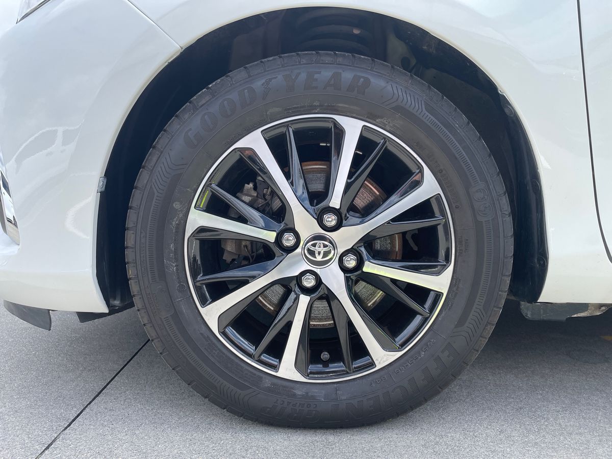 TOYOTA YARIS Yaris 1.5 Hybrid Comfort + Pack Style