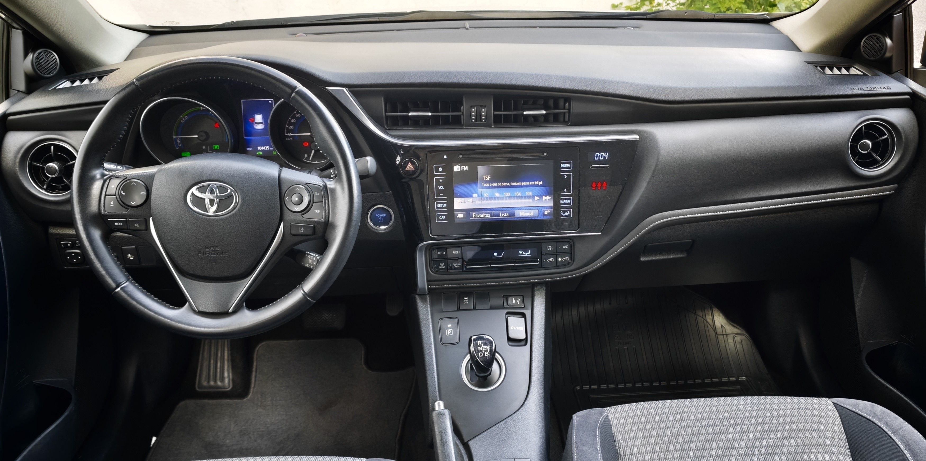 TOYOTA AURIS Auris HB 1.8 Hybrid Comfort + Techno + Pack Sport