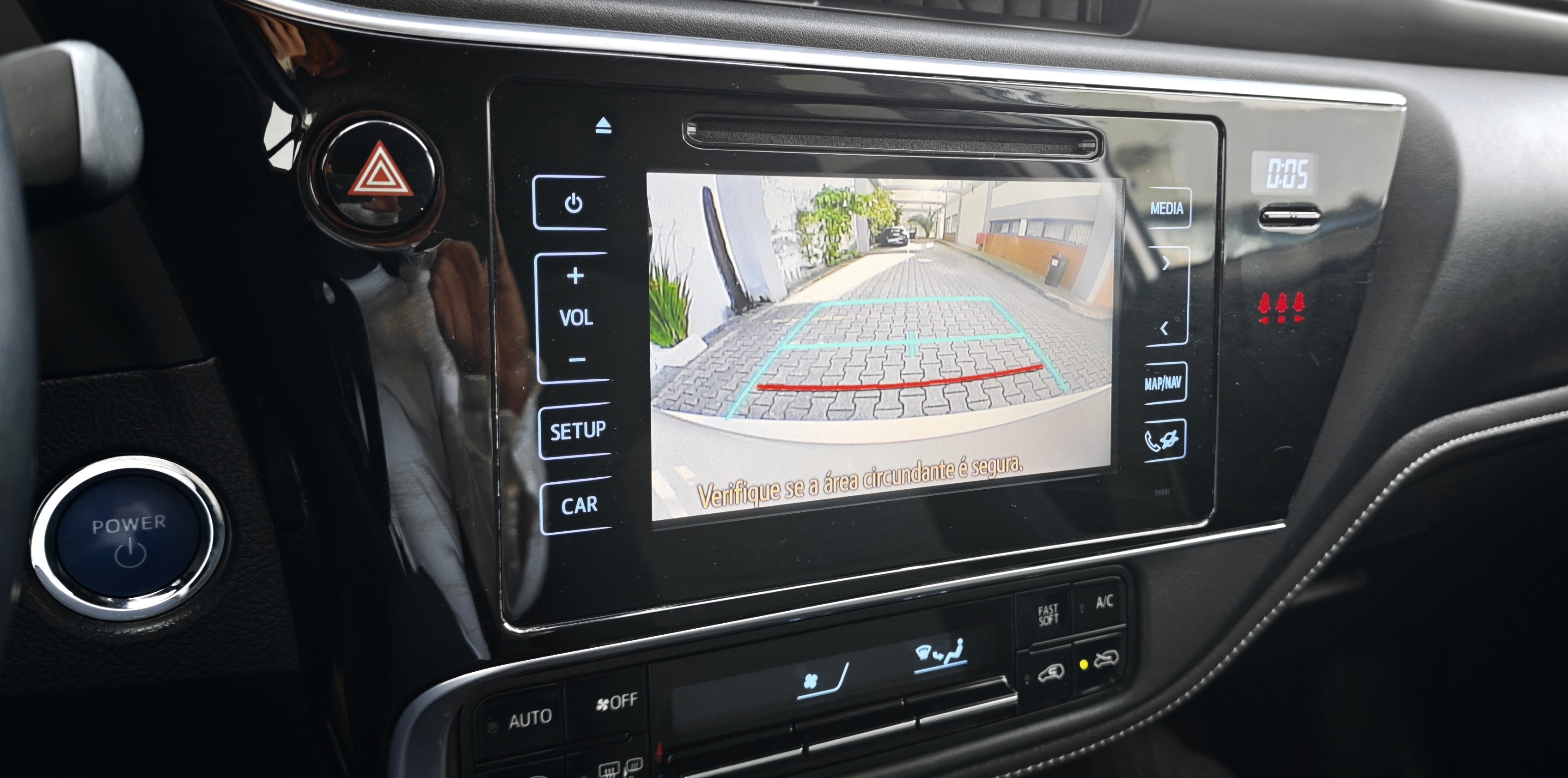 TOYOTA AURIS Auris HB 1.8 Hybrid Comfort + Techno + Pack Sport