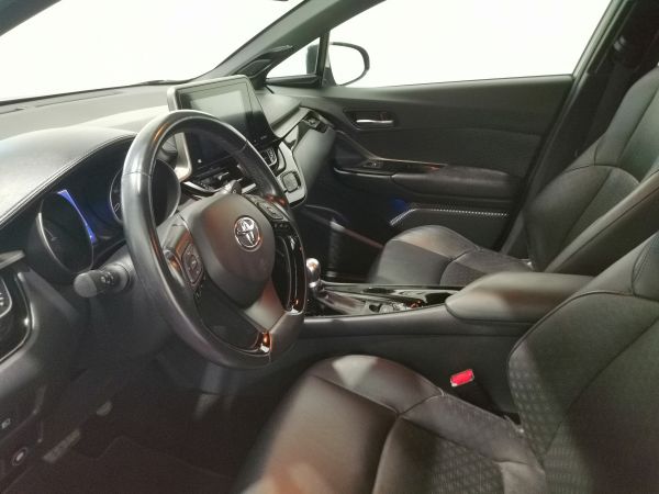 TOYOTA C-HR C-HR 1.8 Hybrid Lounge (GPL)