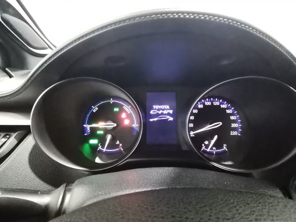 TOYOTA C-HR C-HR 1.8 Hybrid Lounge (GPL)