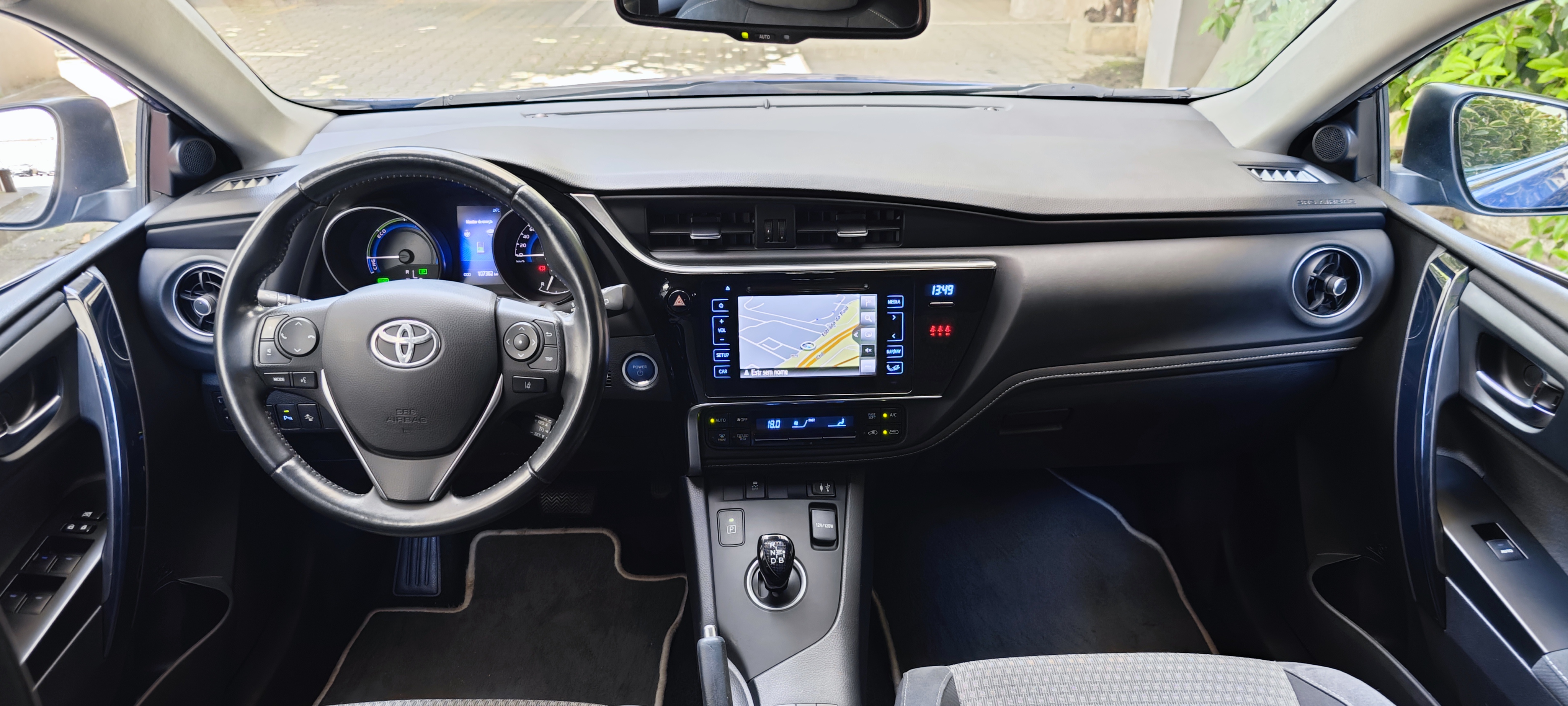 TOYOTA AURIS Auris HB 1.8 Hybrid SQUARE Collection