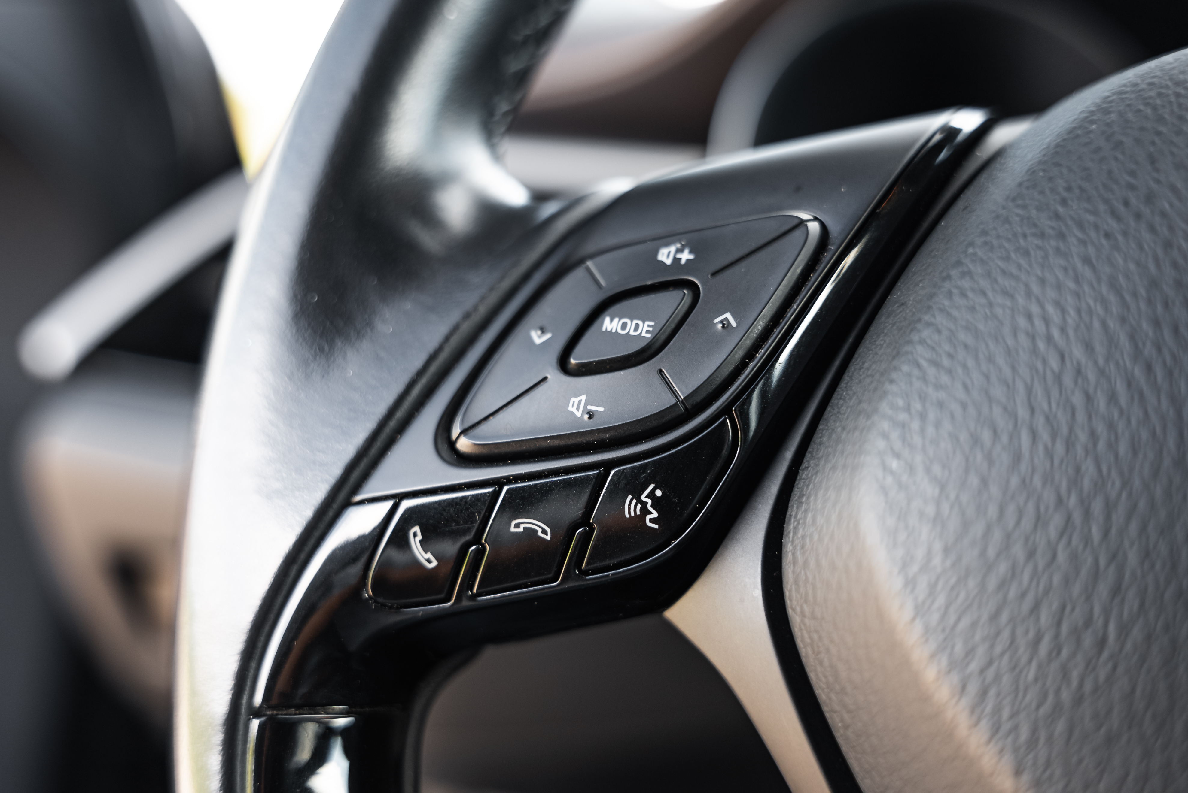 TOYOTA TOYOTA C-HR C-HR 1.8 Hybrid Exclusive + Pack Luxury