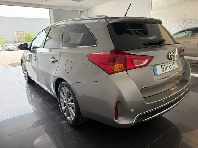 TOYOTA AURIS Auris HSD TS Sport