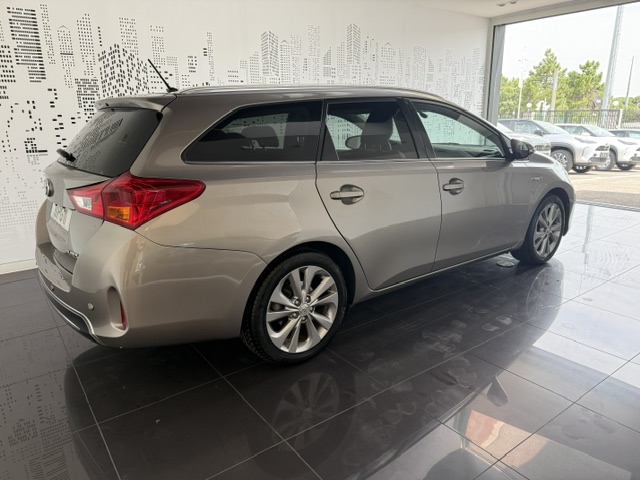 TOYOTA AURIS Auris HSD TS Sport