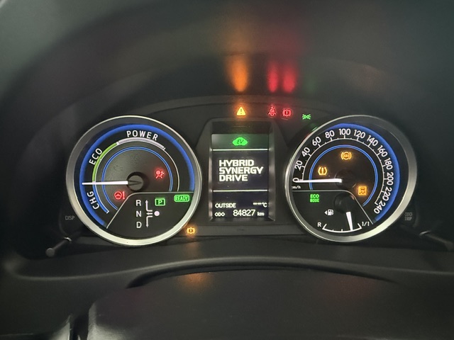 TOYOTA AURIS Auris HSD TS Sport