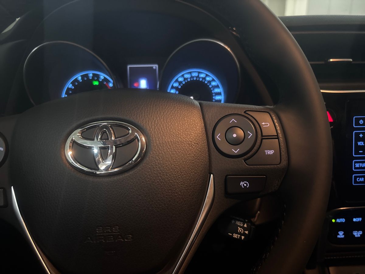 TOYOTA AURIS Auris 1.2T TS Comfort+Pack Sport