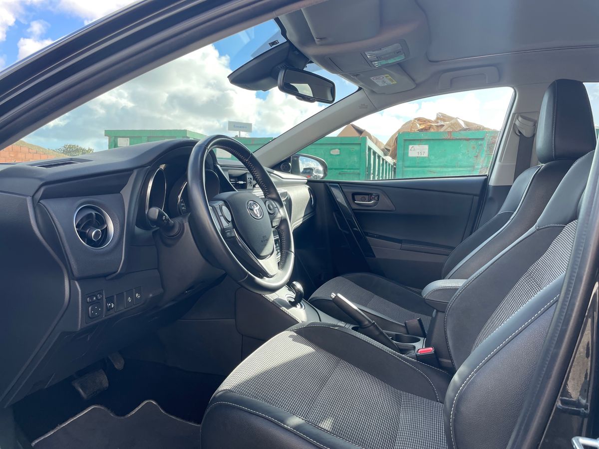 TOYOTA AURIS Auris HB 1.8 Hybrid Exclusive