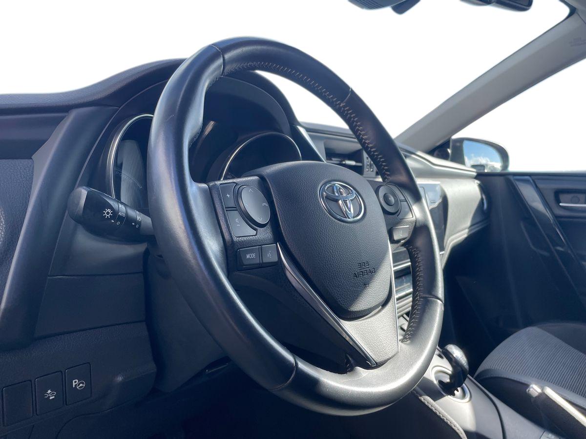 TOYOTA AURIS Auris HB 1.8 Hybrid Exclusive