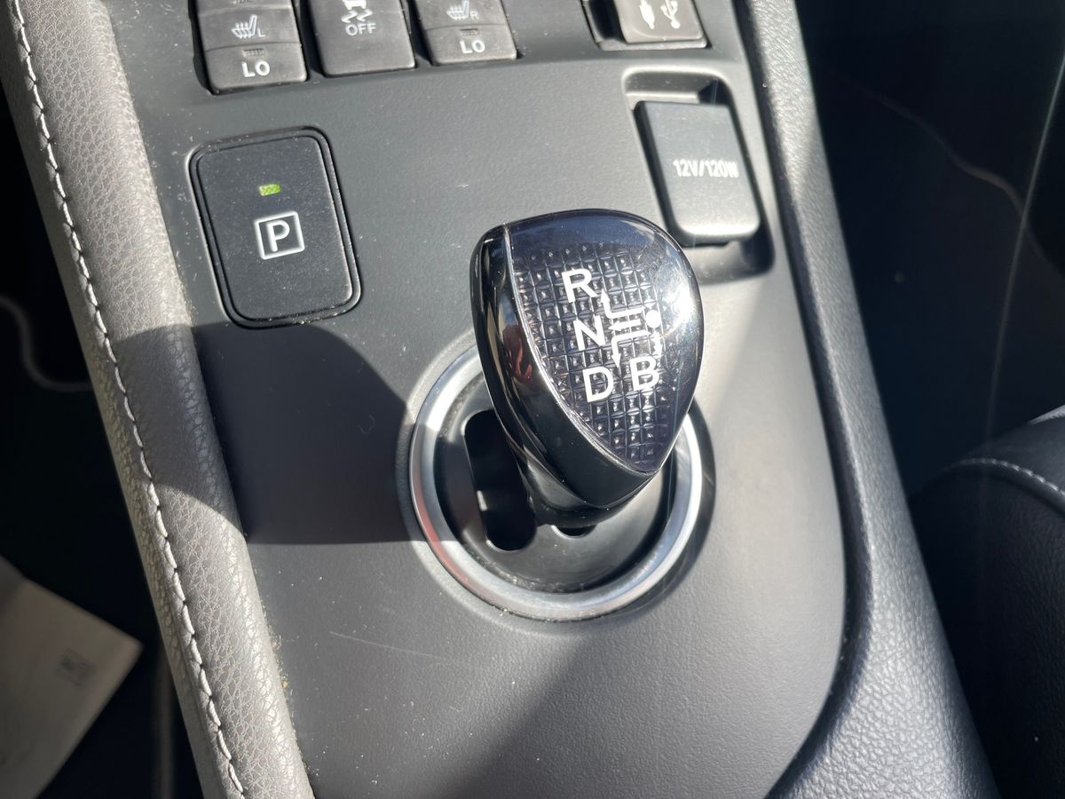 TOYOTA AURIS Auris HB 1.8 Hybrid Exclusive