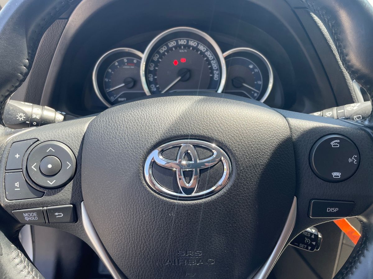 TOYOTA AURIS Auris 1.4D HB 5P Comfort+Pack Sport