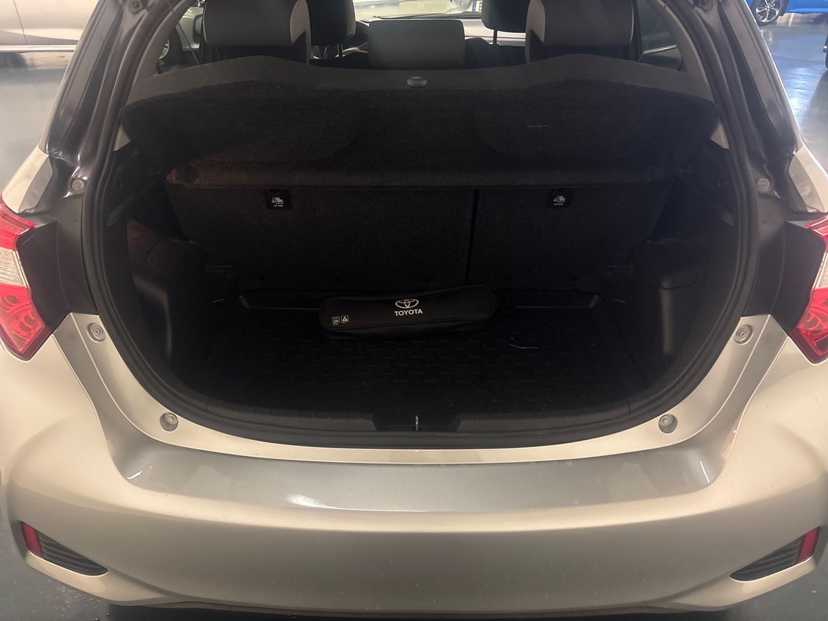 TOYOTA YARIS Yaris 1.5 Hybrid 20 Anos