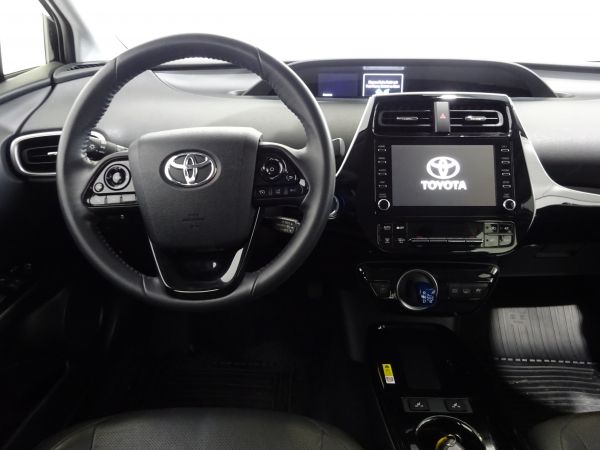 TOYOTA PRIUS PLUG-IN 1.8 Hybrid Luxury