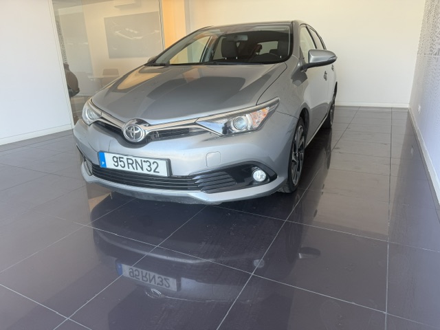 TOYOTA AURIS Auris 1.4D HB Comfort+Pack Sport