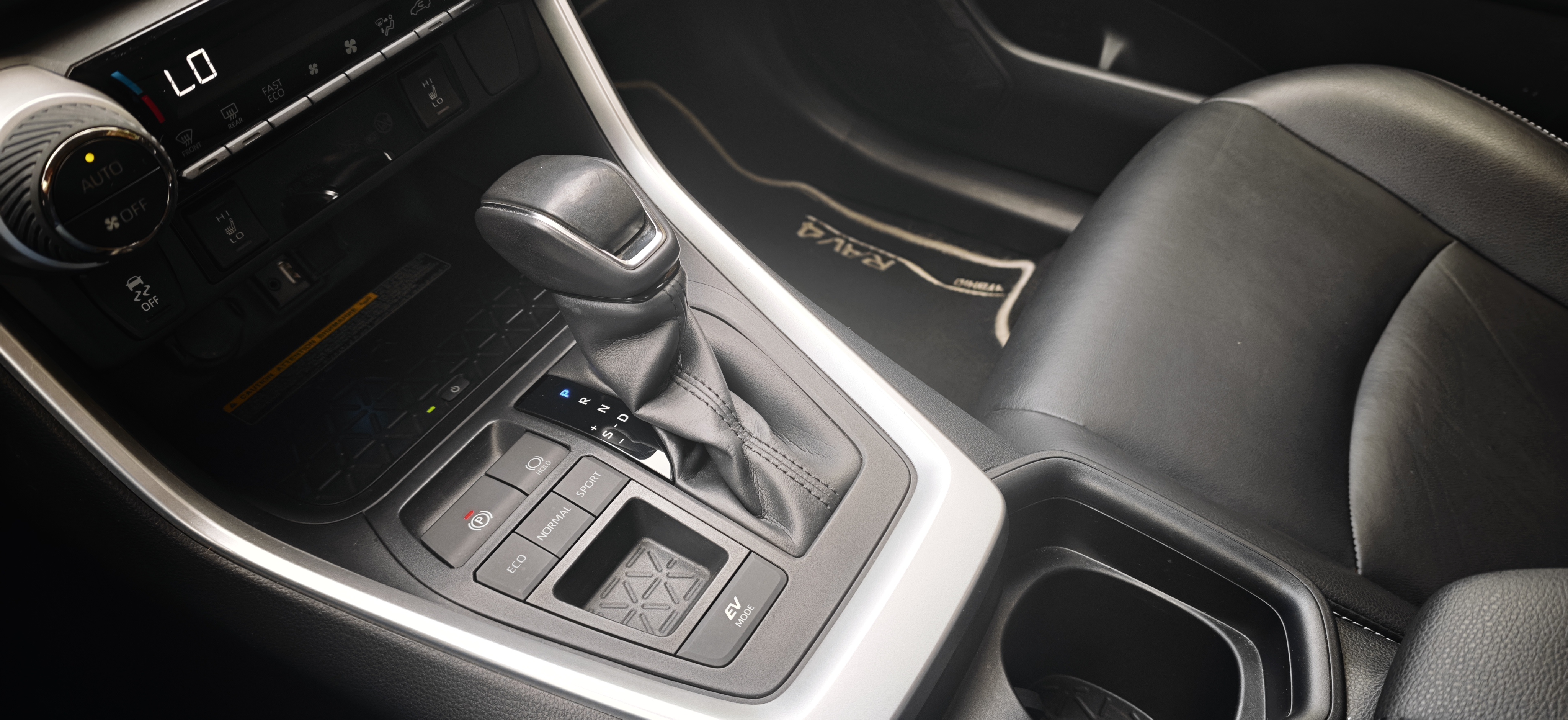 TOYOTA RAV4 RAV4 2.5 Hybrid Dynamic Force Exclusive