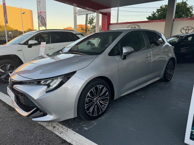Ver detalhes de TOYOTA COROLLA HB Corolla HB 1.8 Hybrid Comfort + Pack Sport