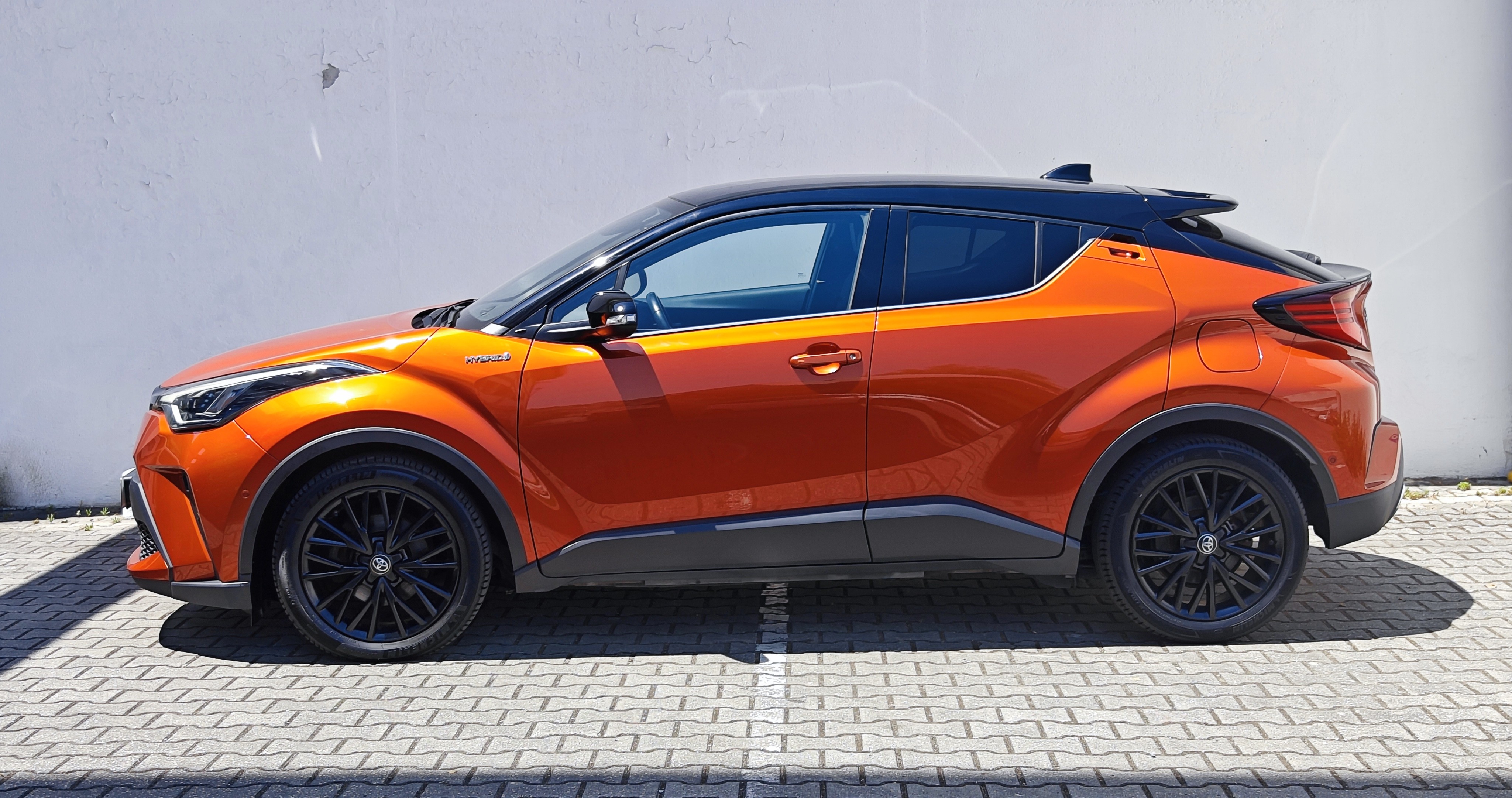 TOYOTA TOYOTA C-HR C-HR 2.0 Hybrid Dynamic Force Premier Edition