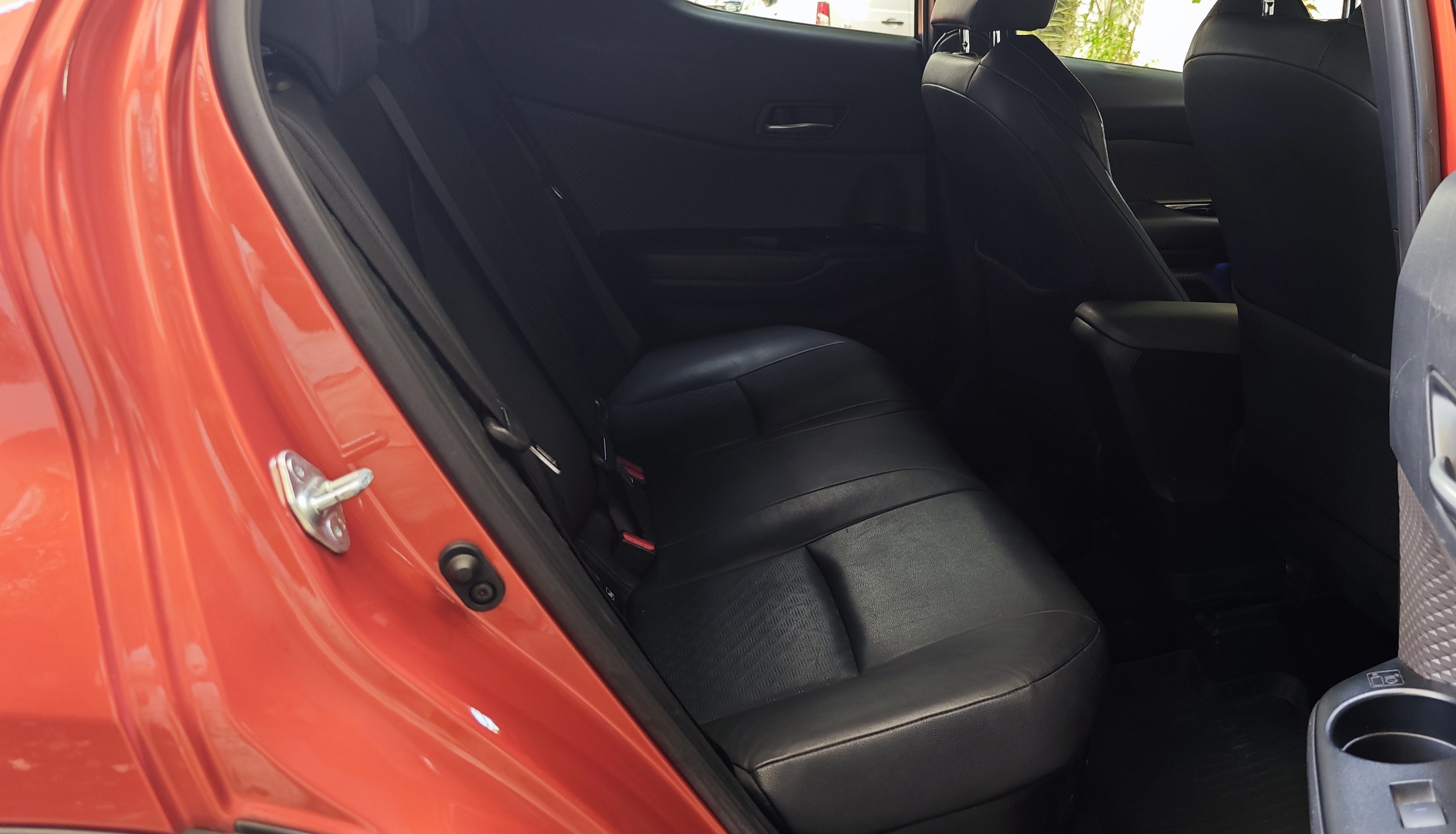 TOYOTA TOYOTA C-HR C-HR 2.0 Hybrid Dynamic Force Premier Edition