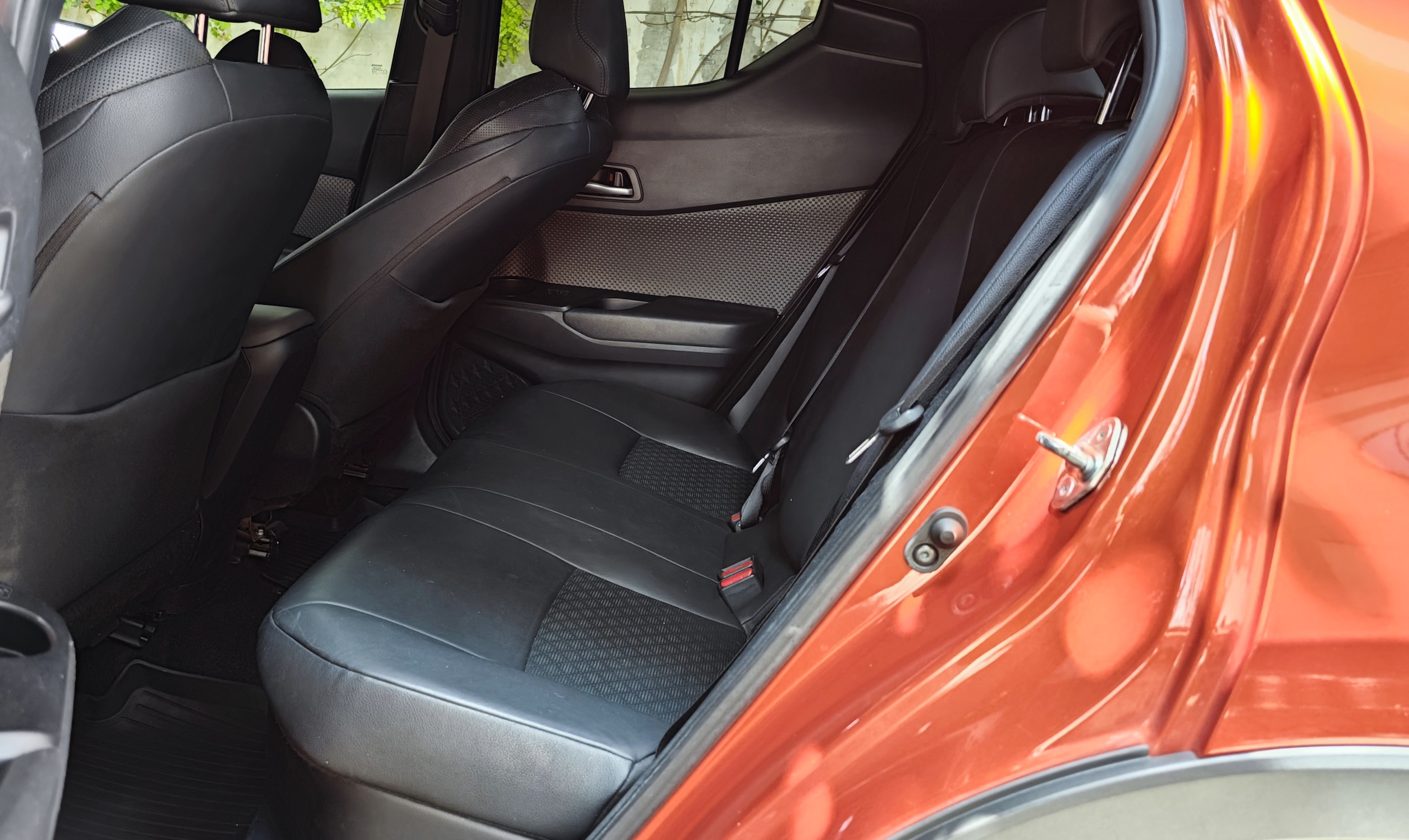 TOYOTA TOYOTA C-HR C-HR 2.0 Hybrid Dynamic Force Premier Edition