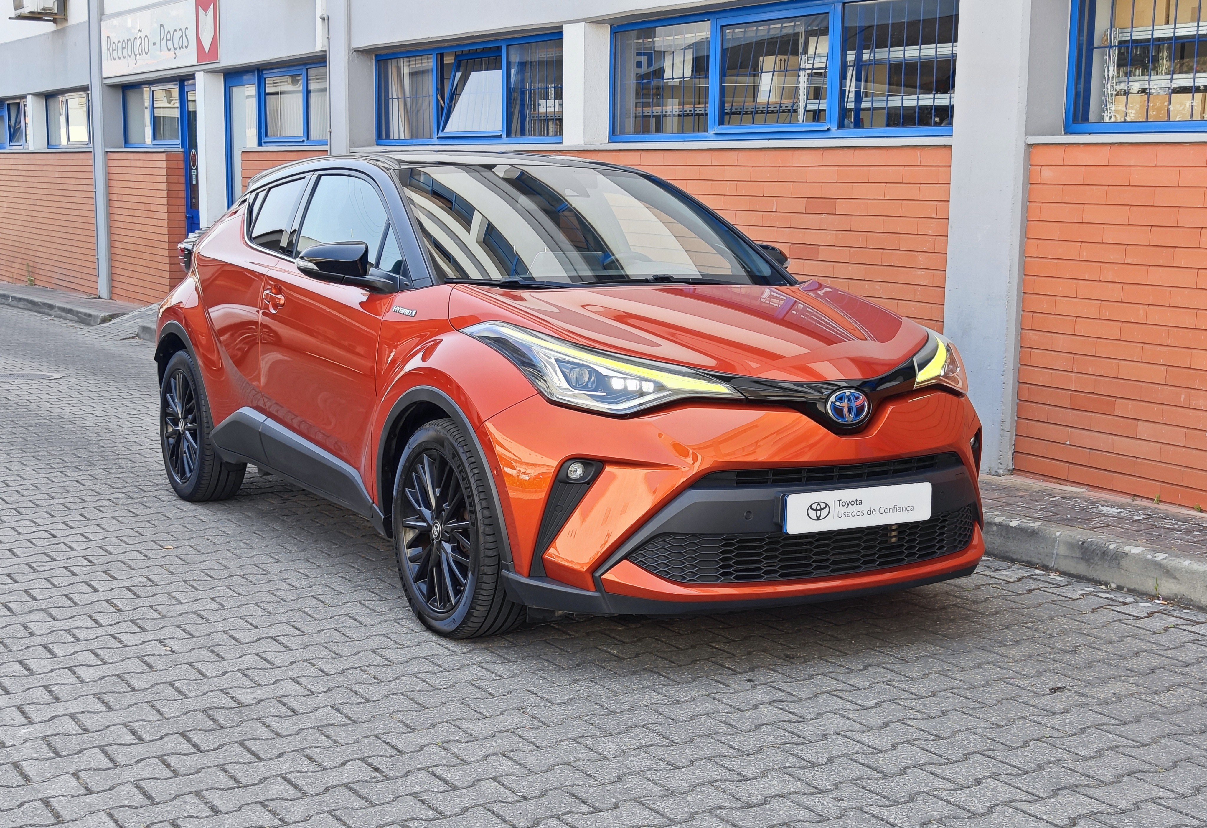 TOYOTA TOYOTA C-HR C-HR 2.0 Hybrid Dynamic Force Premier Edition