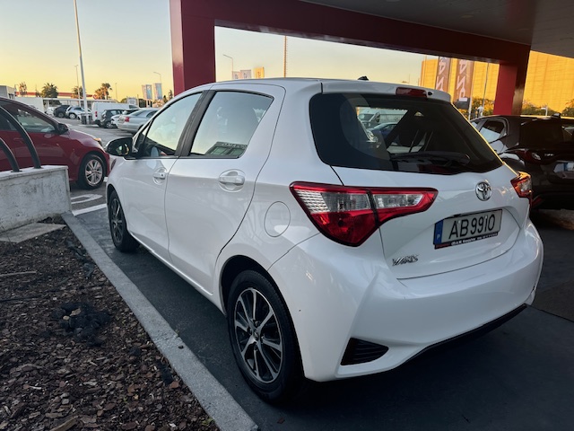 TOYOTA YARIS Yaris 1.0 5P Comfort