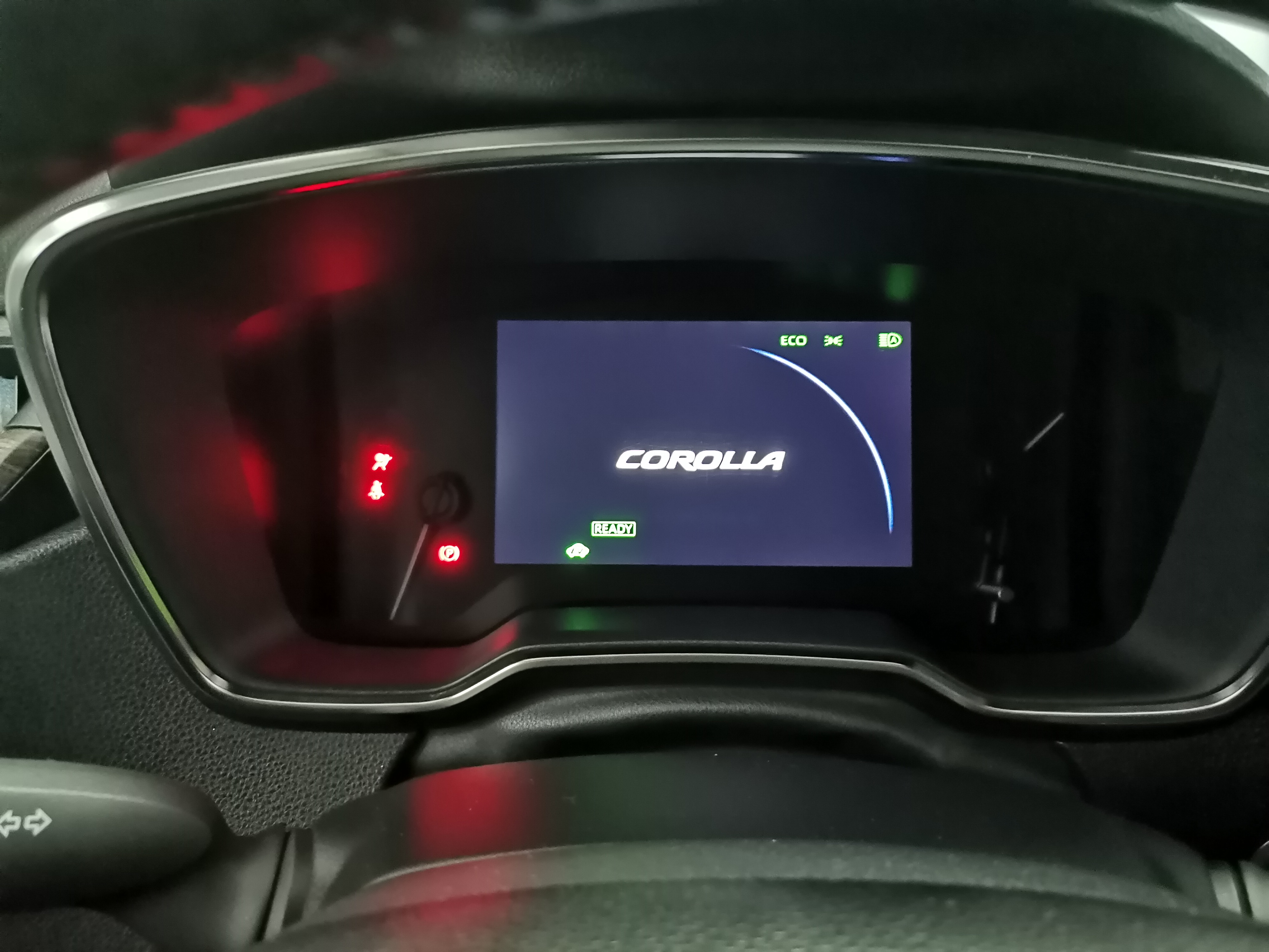 TOYOTA COROLLA TS Corolla TS 1.8 Hybrid TREK