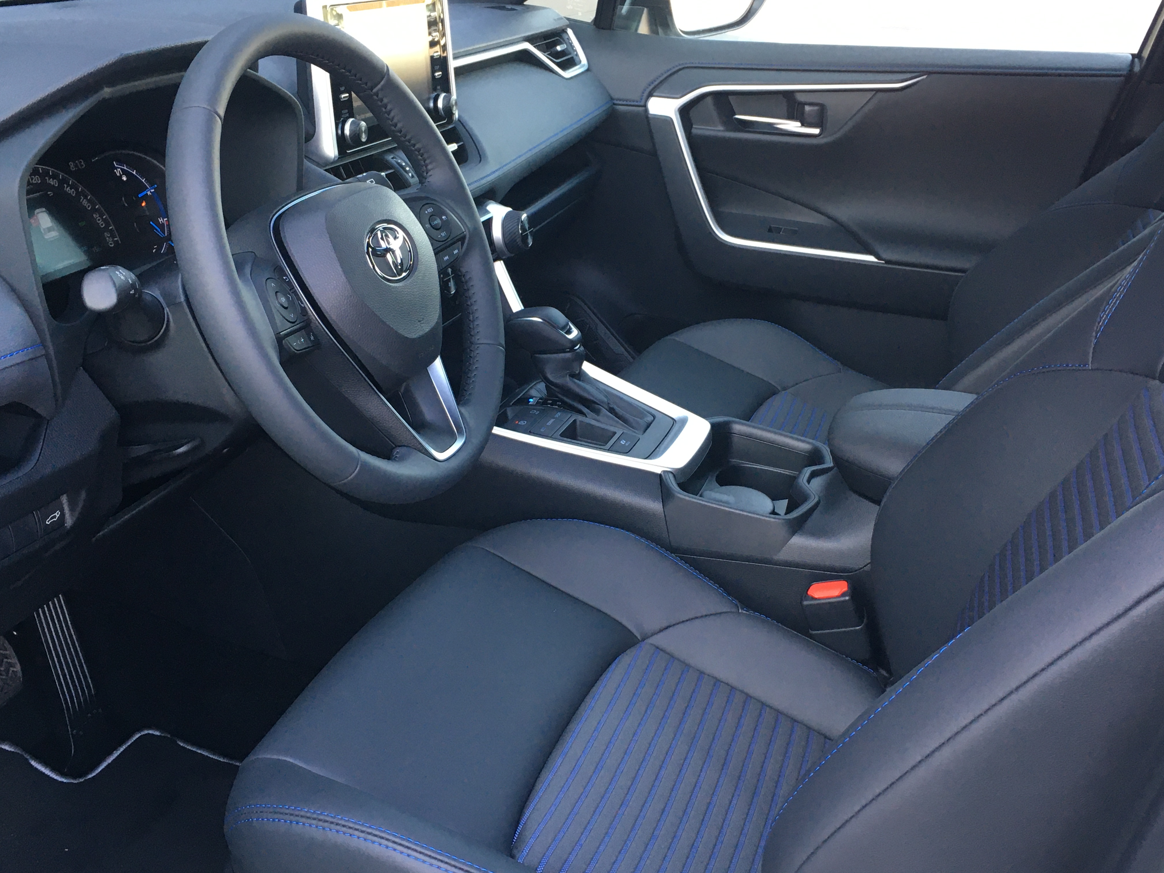 TOYOTA RAV4 RAV4 2.5 Hybrid Dynamic Force SQUARE Collection