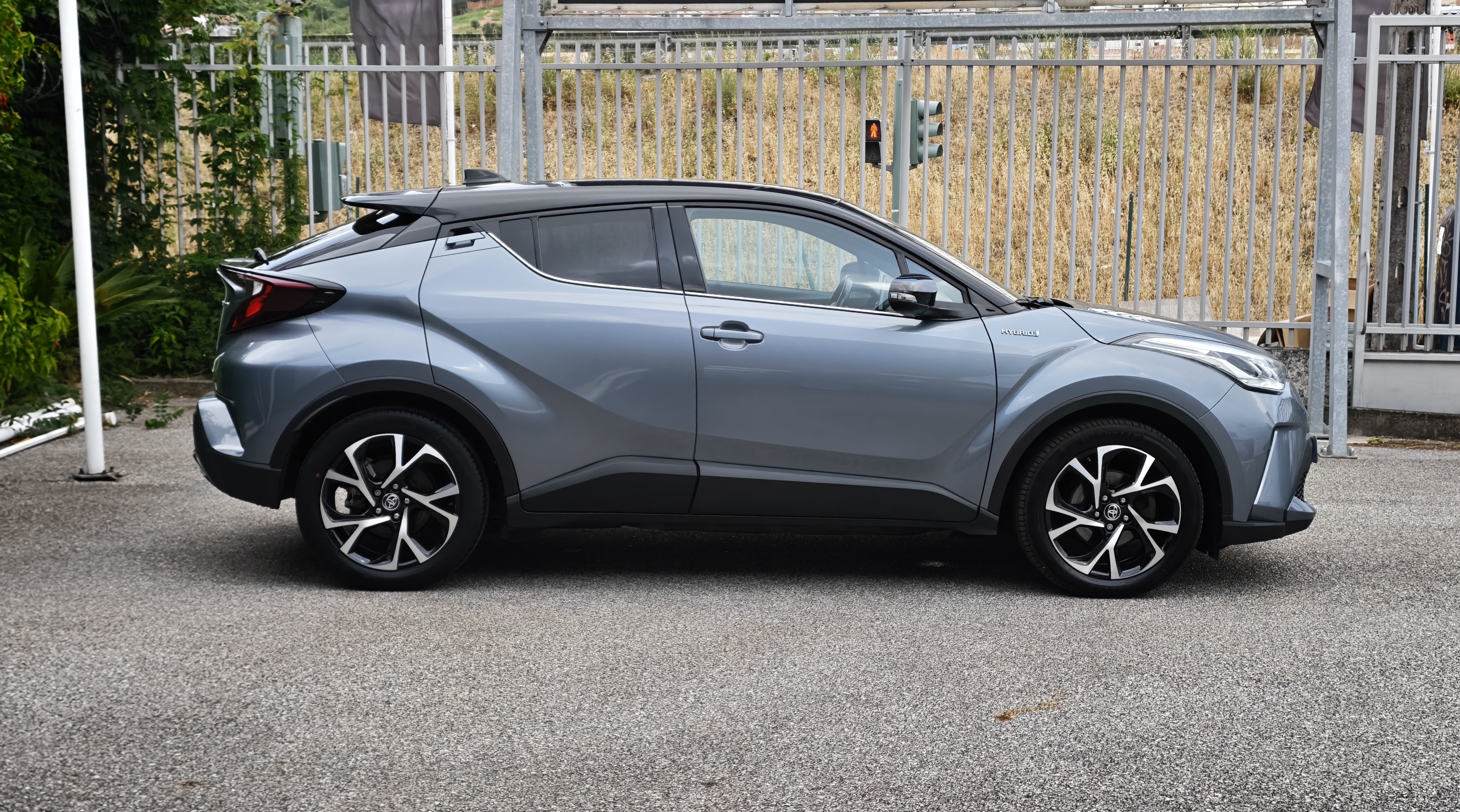 TOYOTA TOYOTA C-HR C-HR 2.0 Hybrid Dynamic Force SQUARE Collection