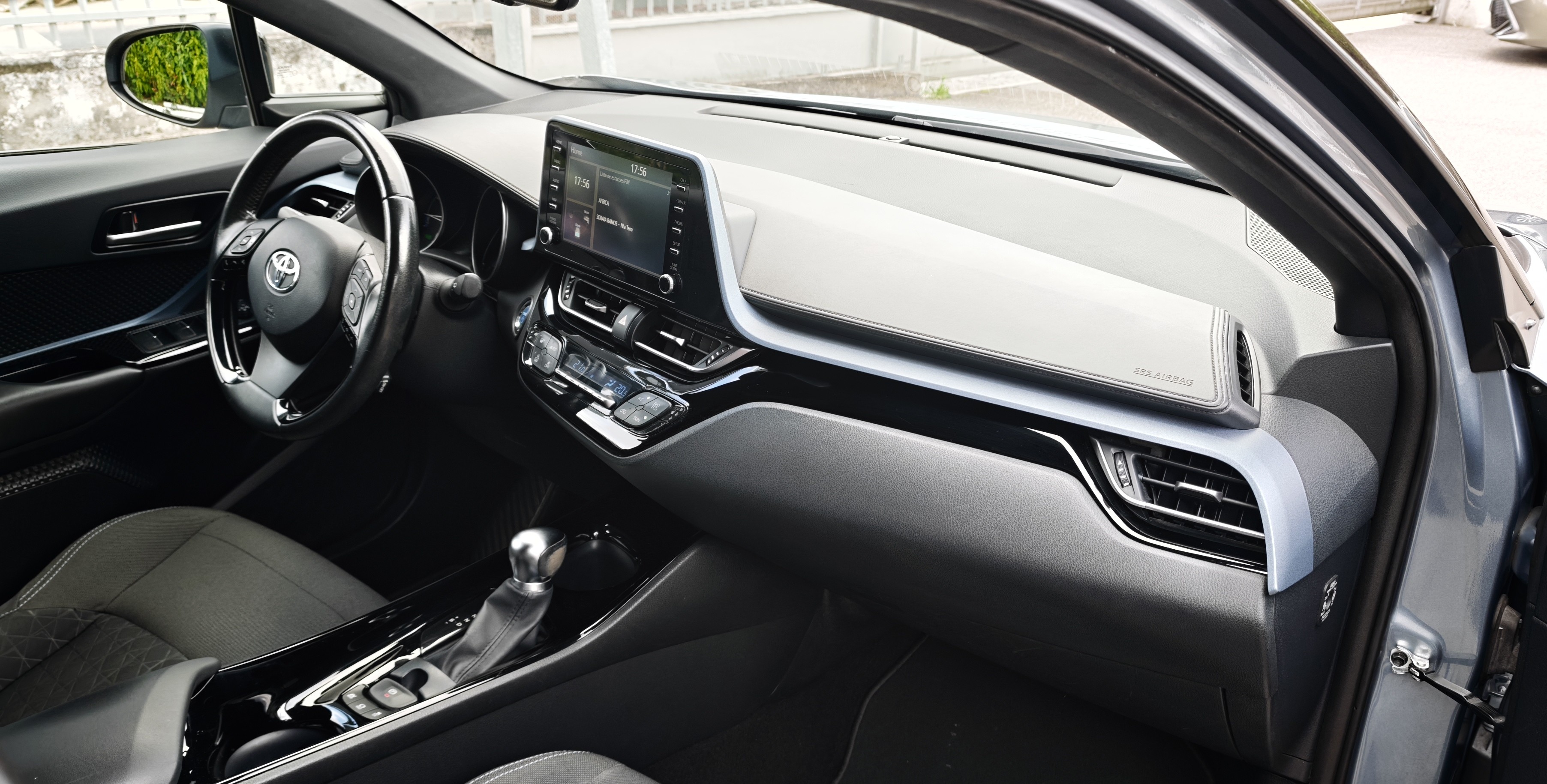 TOYOTA TOYOTA C-HR C-HR 2.0 Hybrid Dynamic Force SQUARE Collection
