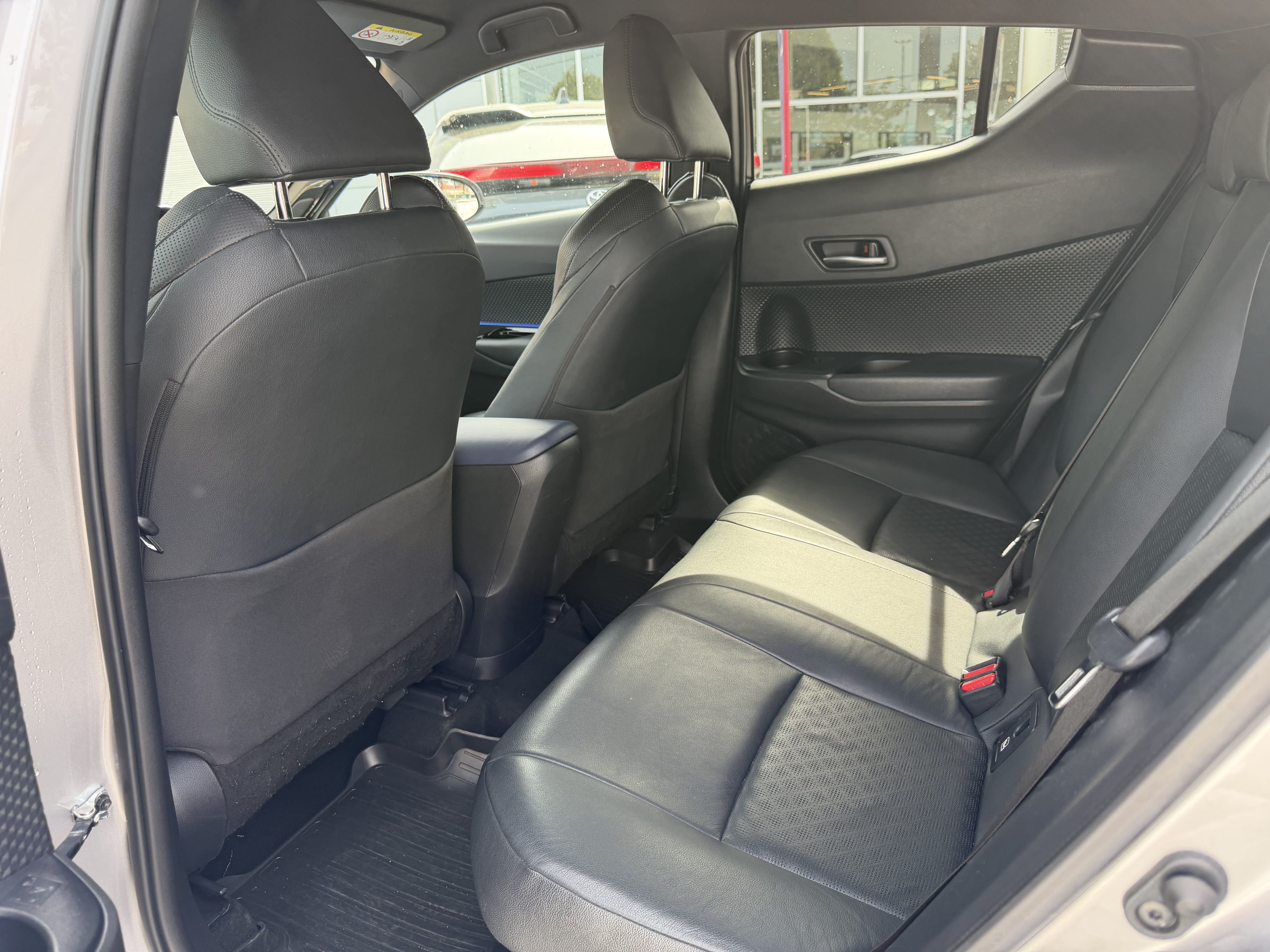 TOYOTA TOYOTA C-HR C-HR 2.0 Hybrid Dynamic Force Lounge