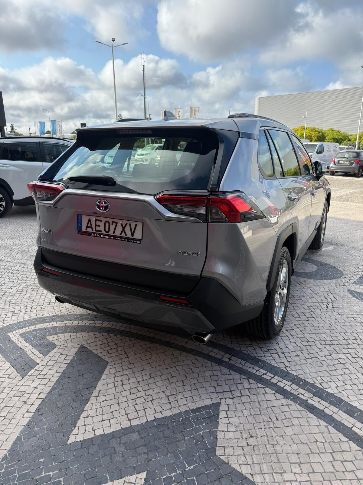 TOYOTA RAV4 RAV4 2.5 Hybrid Dynamic Force Comfort