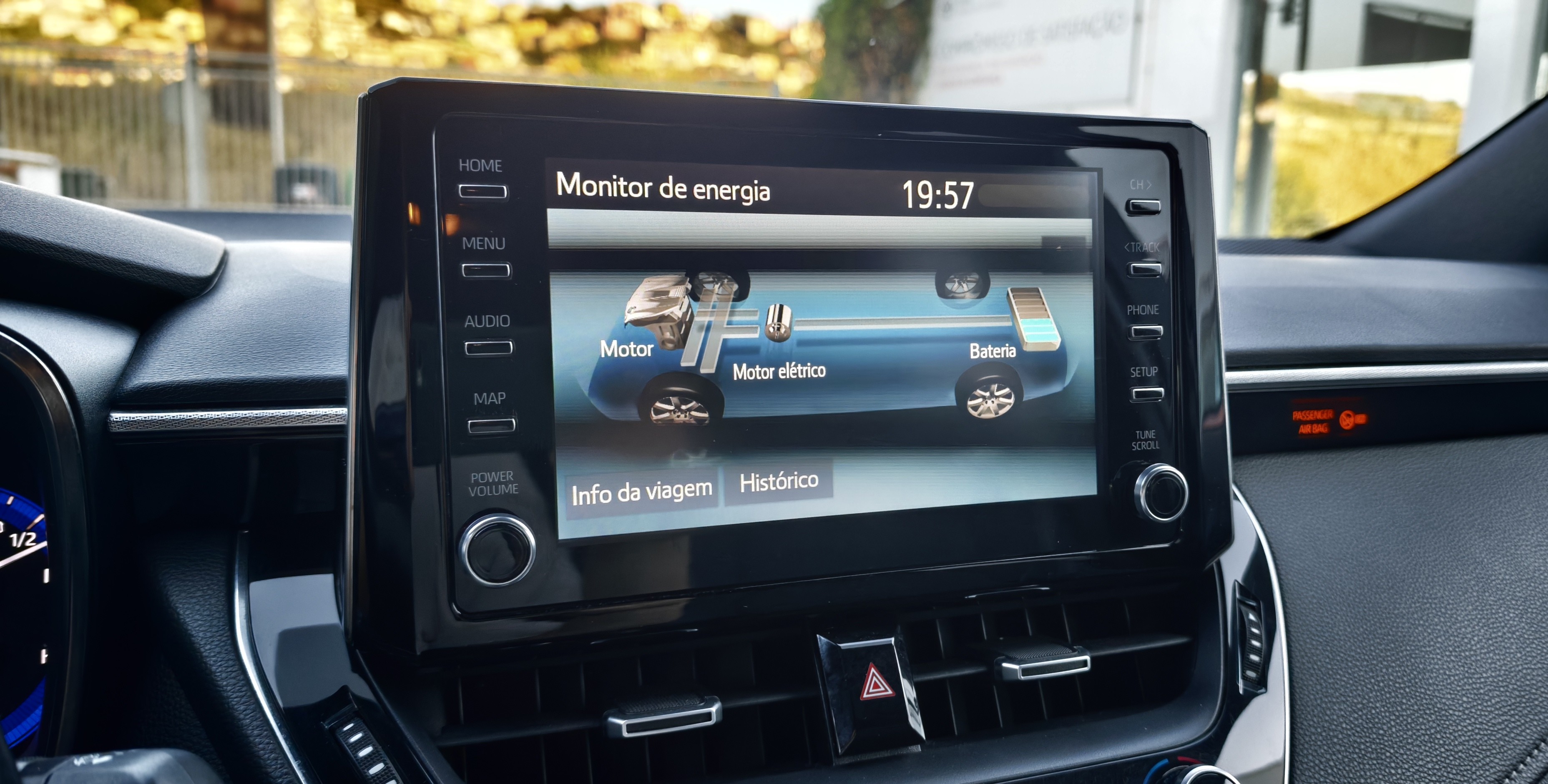TOYOTA COROLLA TS Corolla TS 1.8 Hybrid Comfort + Pack Sport