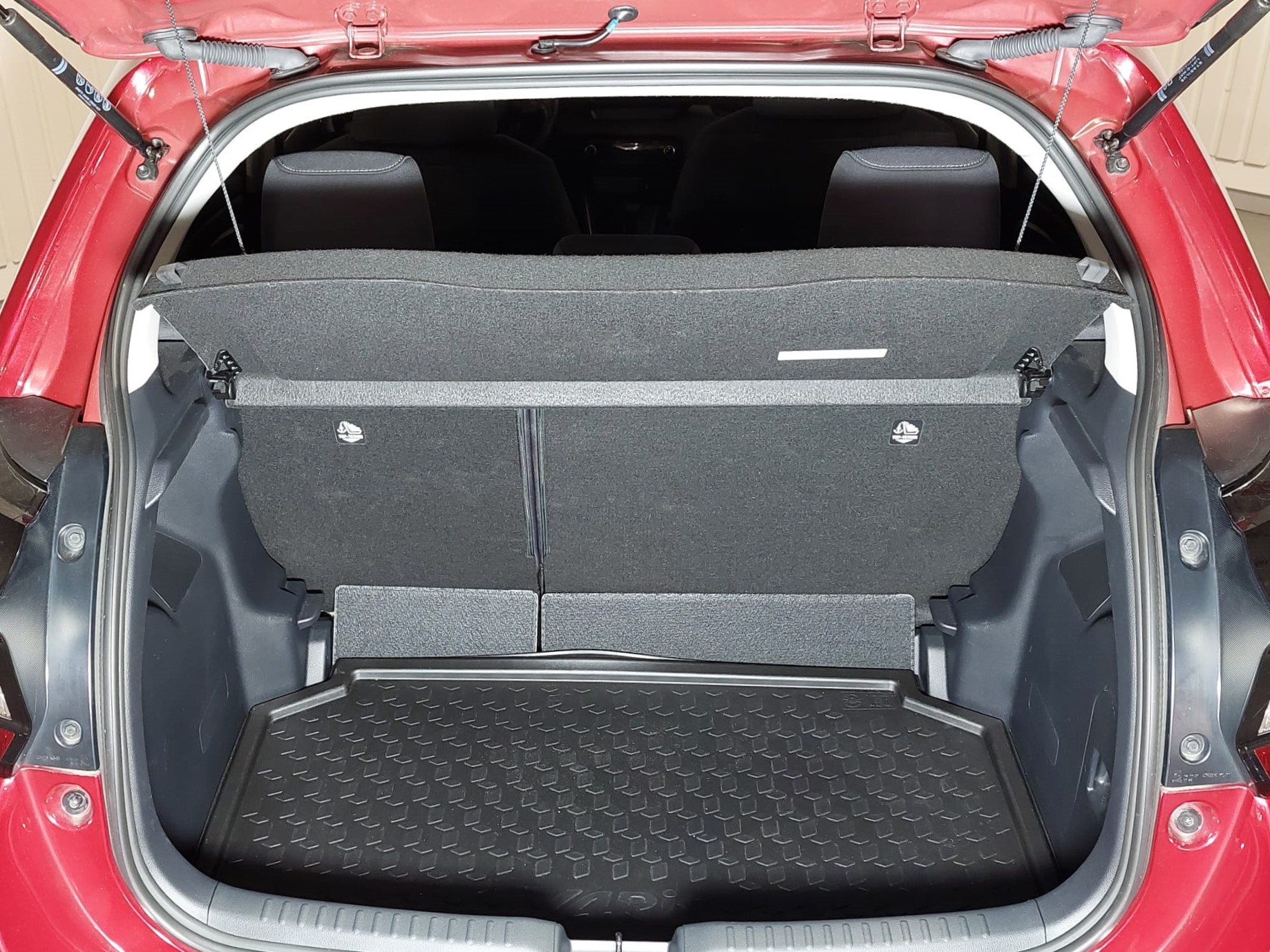 TOYOTA YARIS Yaris 1.5 Hybrid 115 Comfort Plus