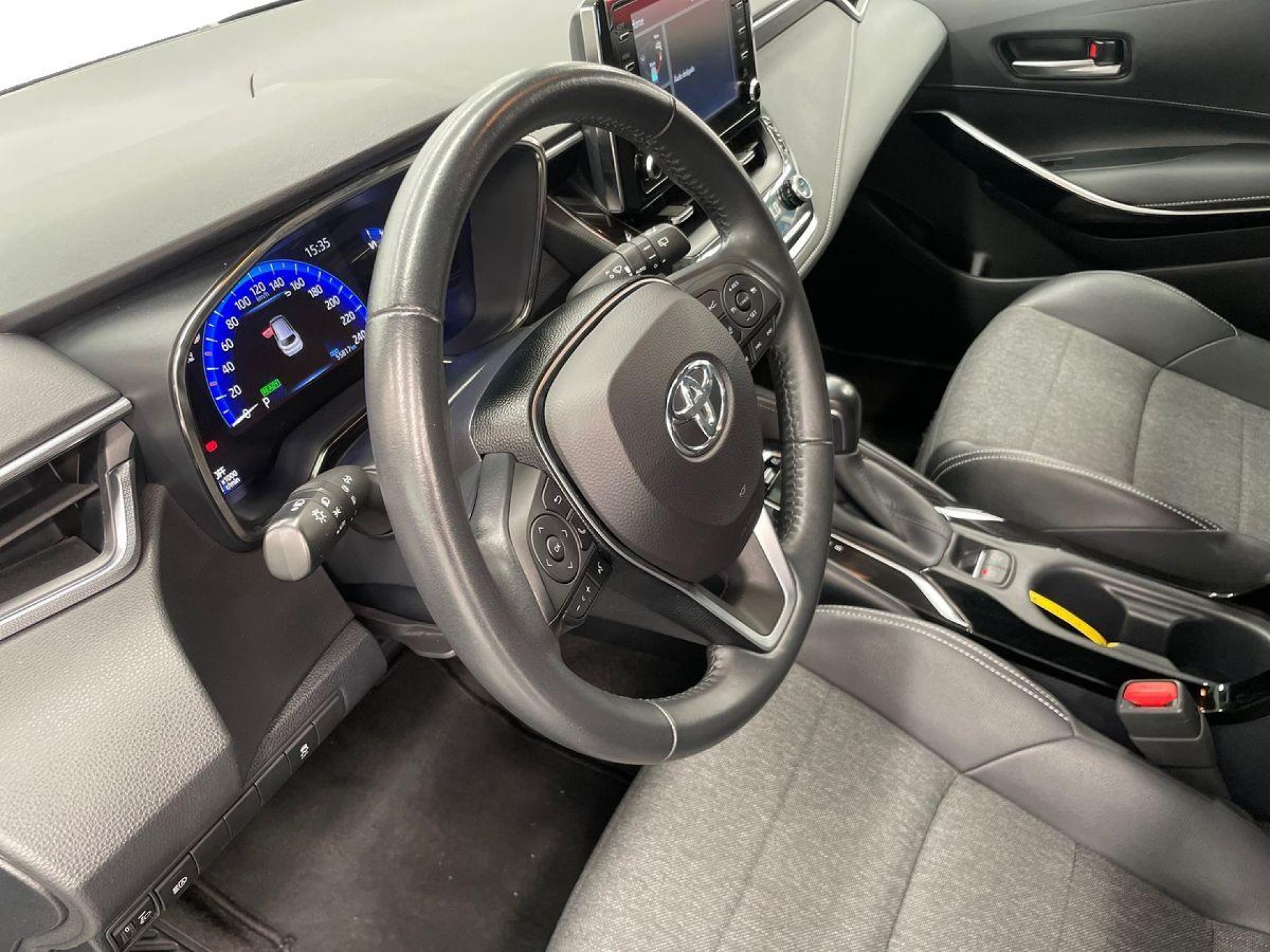 TOYOTA COROLLA TS Corolla TS 1.8 Hybrid Comfort + Pack Sport