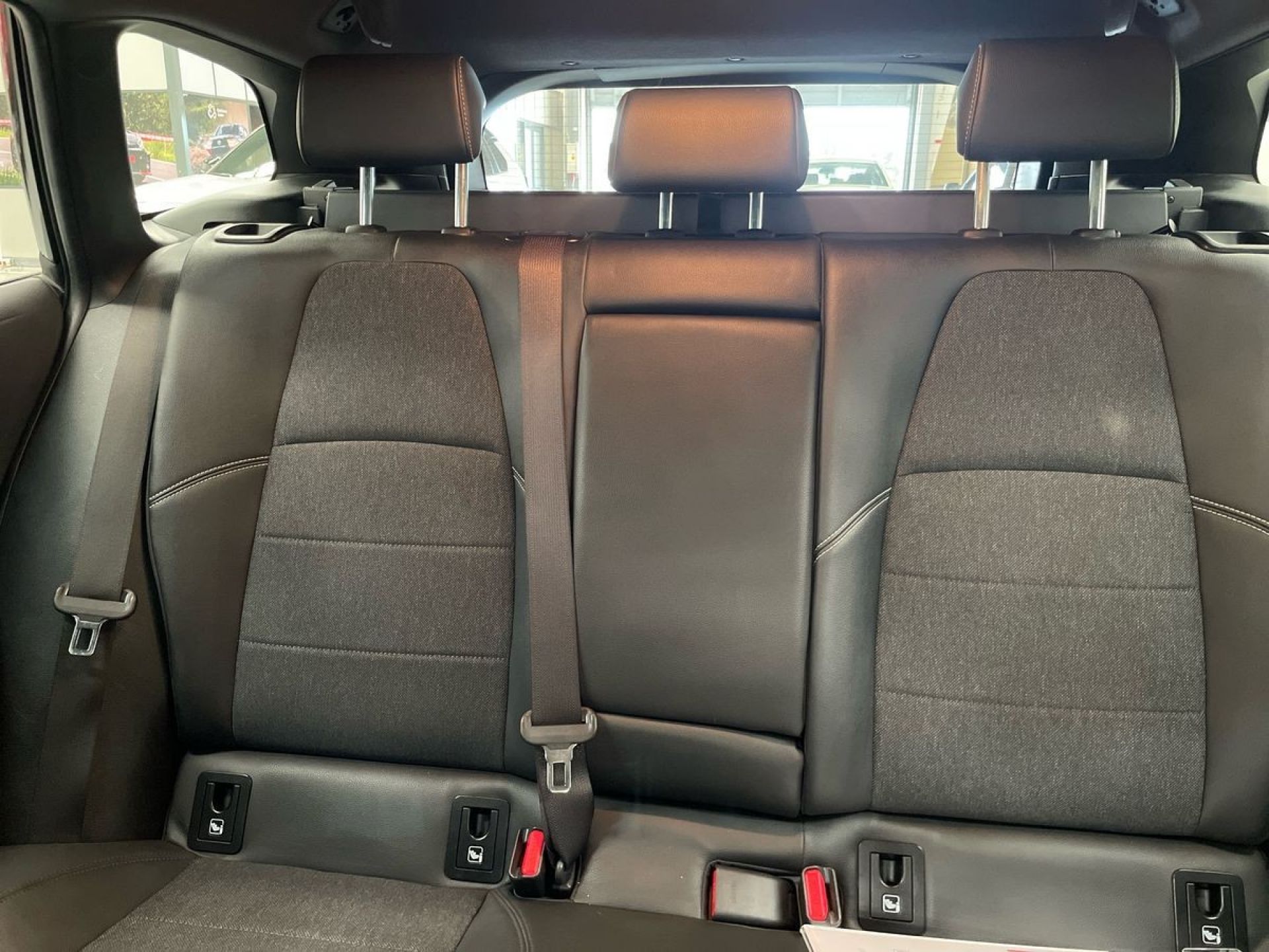 TOYOTA COROLLA TS Corolla TS 1.8 Hybrid Comfort + Pack Sport