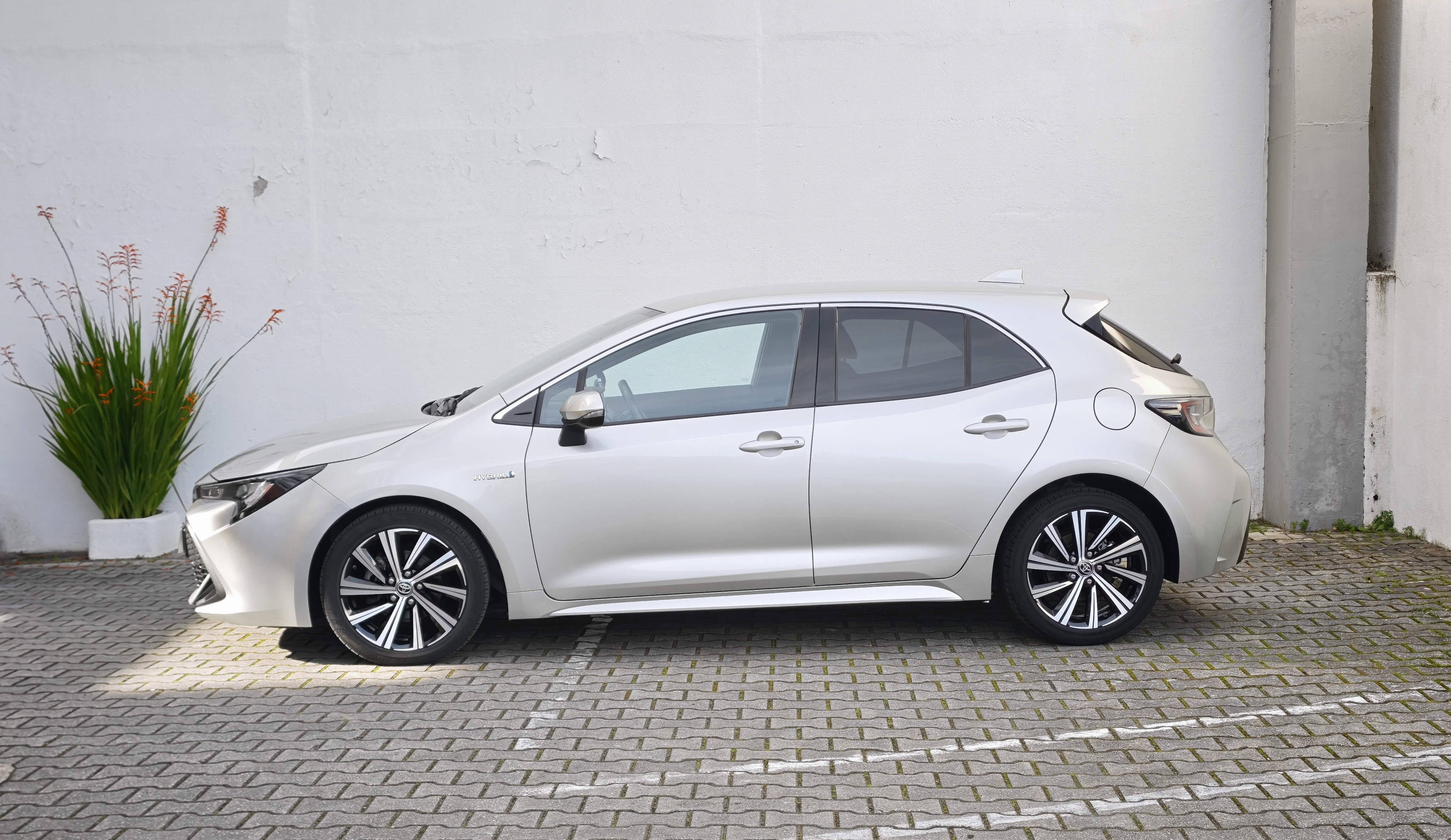 TOYOTA COROLLA HB Corolla HB 1.8 Hybrid Comfort + Pack Sport