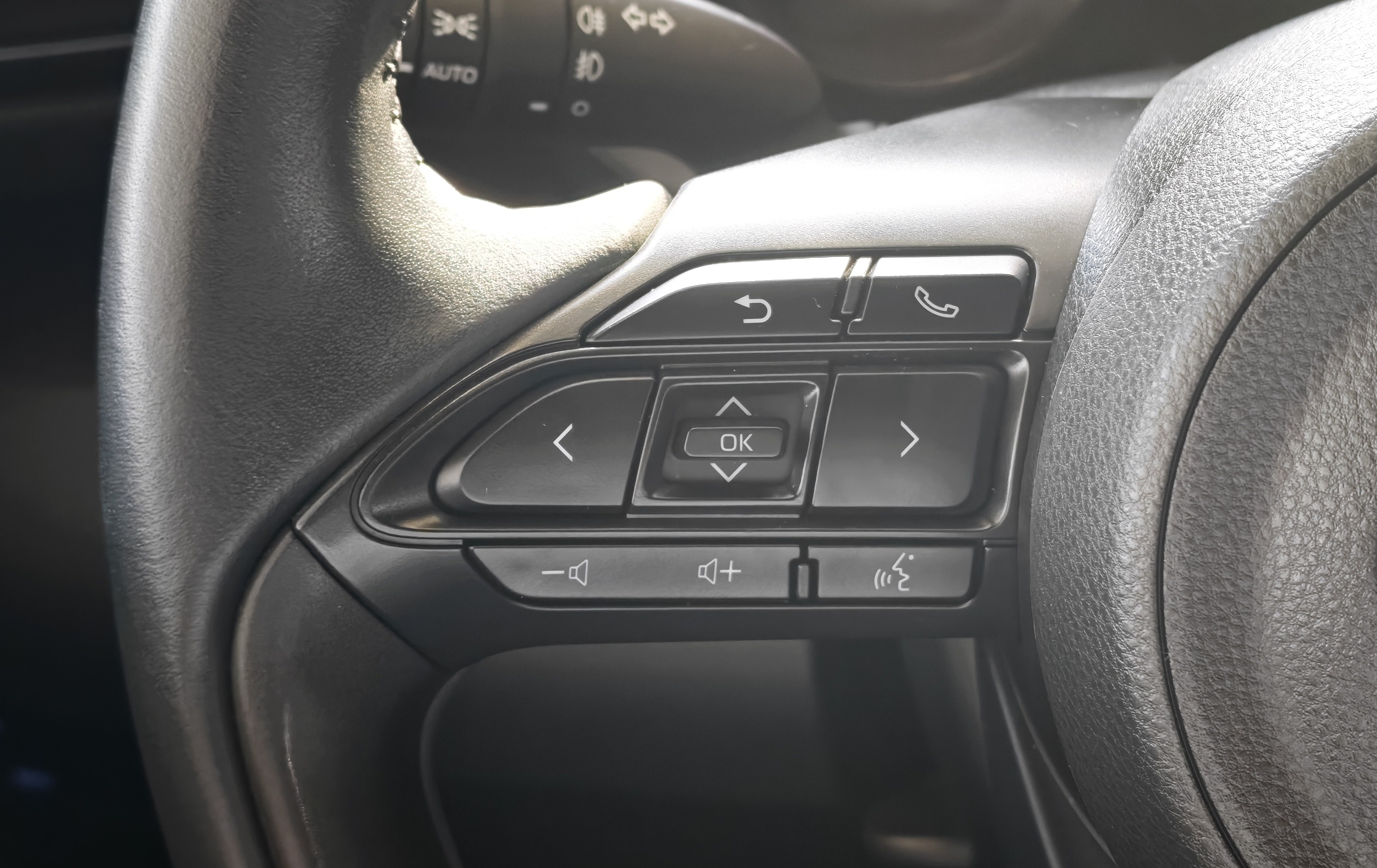 TOYOTA YARIS NG Yaris 1.5 Hybrid Dynamic Force SQUARE Collection