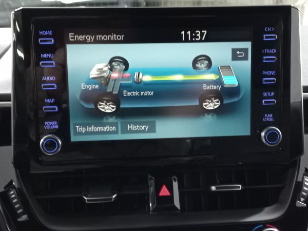 TOYOTA COROLLA HB Corolla HB 1.8 Hybrid Comfort + Pack Sport