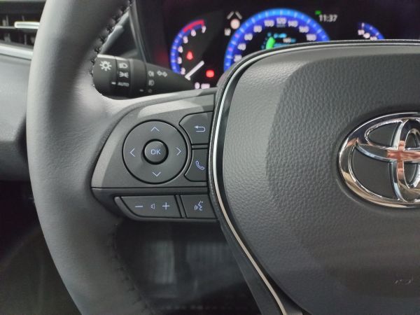 TOYOTA COROLLA HB Corolla HB 1.8 Hybrid Comfort + Pack Sport