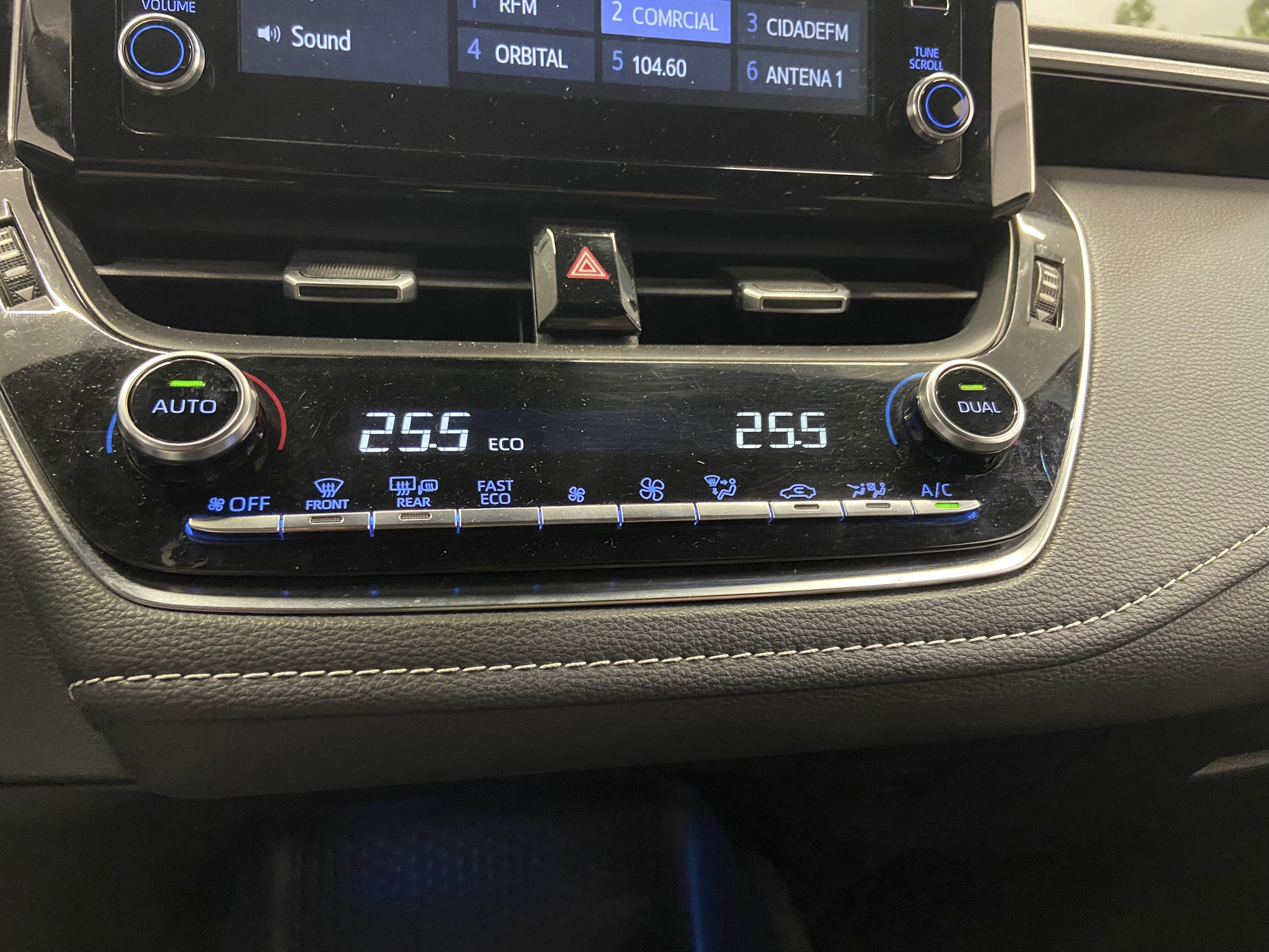 TOYOTA COROLLA TS Corolla TS 1.8 Hybrid Comfort + Pack Sport