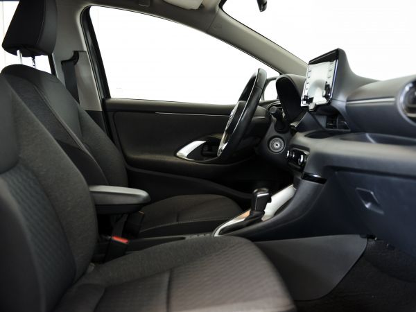TOYOTA YARIS NG Yaris 1.5 Hybrid Dynamic Force Comfort Plus