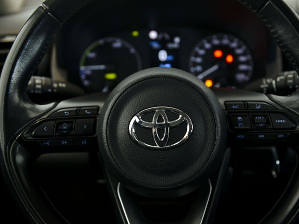 TOYOTA YARIS NG Yaris 1.5 Hybrid Dynamic Force Comfort Plus
