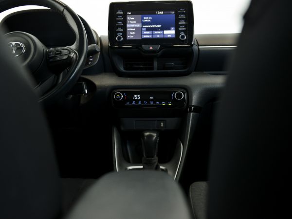 TOYOTA YARIS NG Yaris 1.5 Hybrid Dynamic Force Comfort Plus
